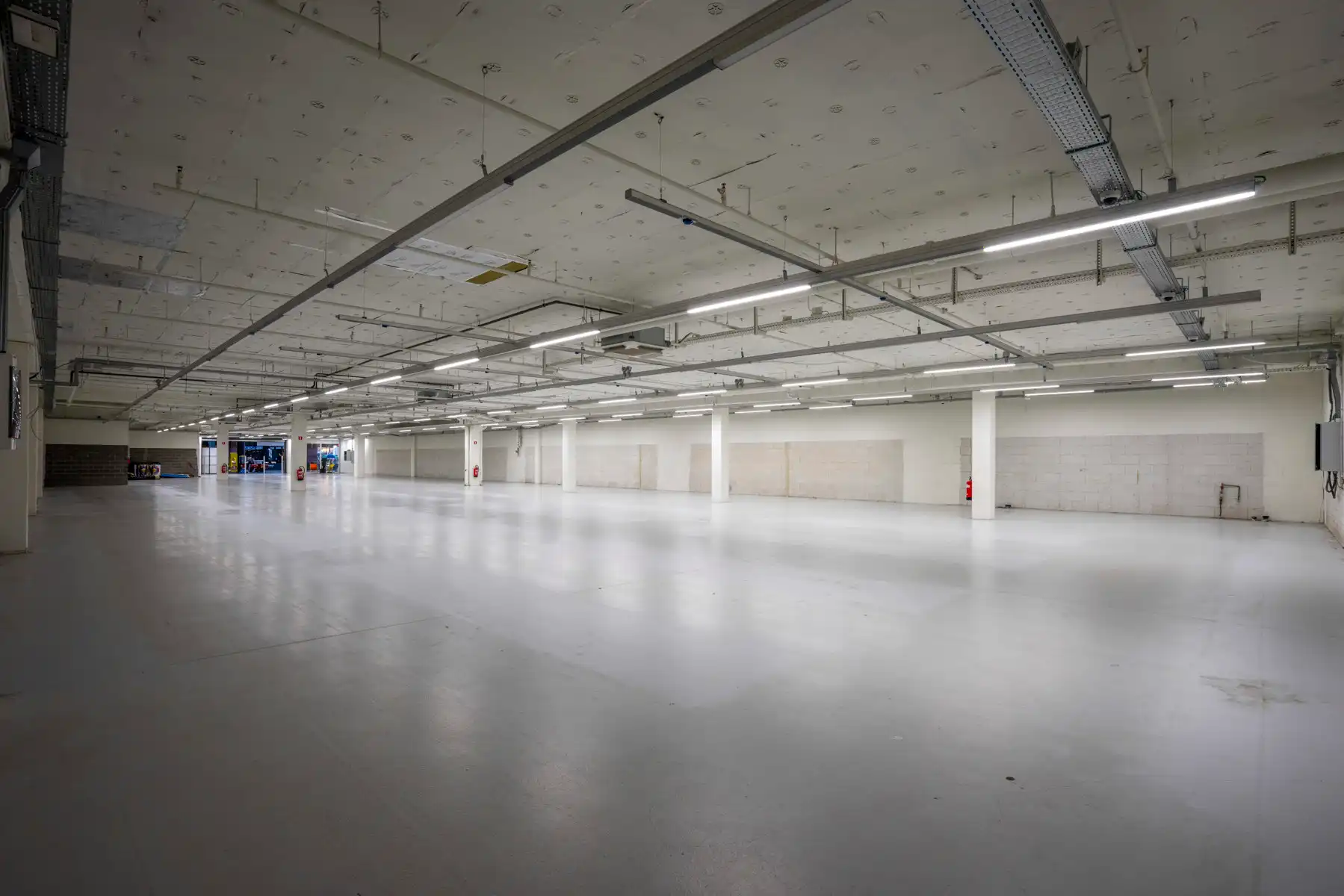 Commerciële toplocatie in Shopping Den Tir foto 7