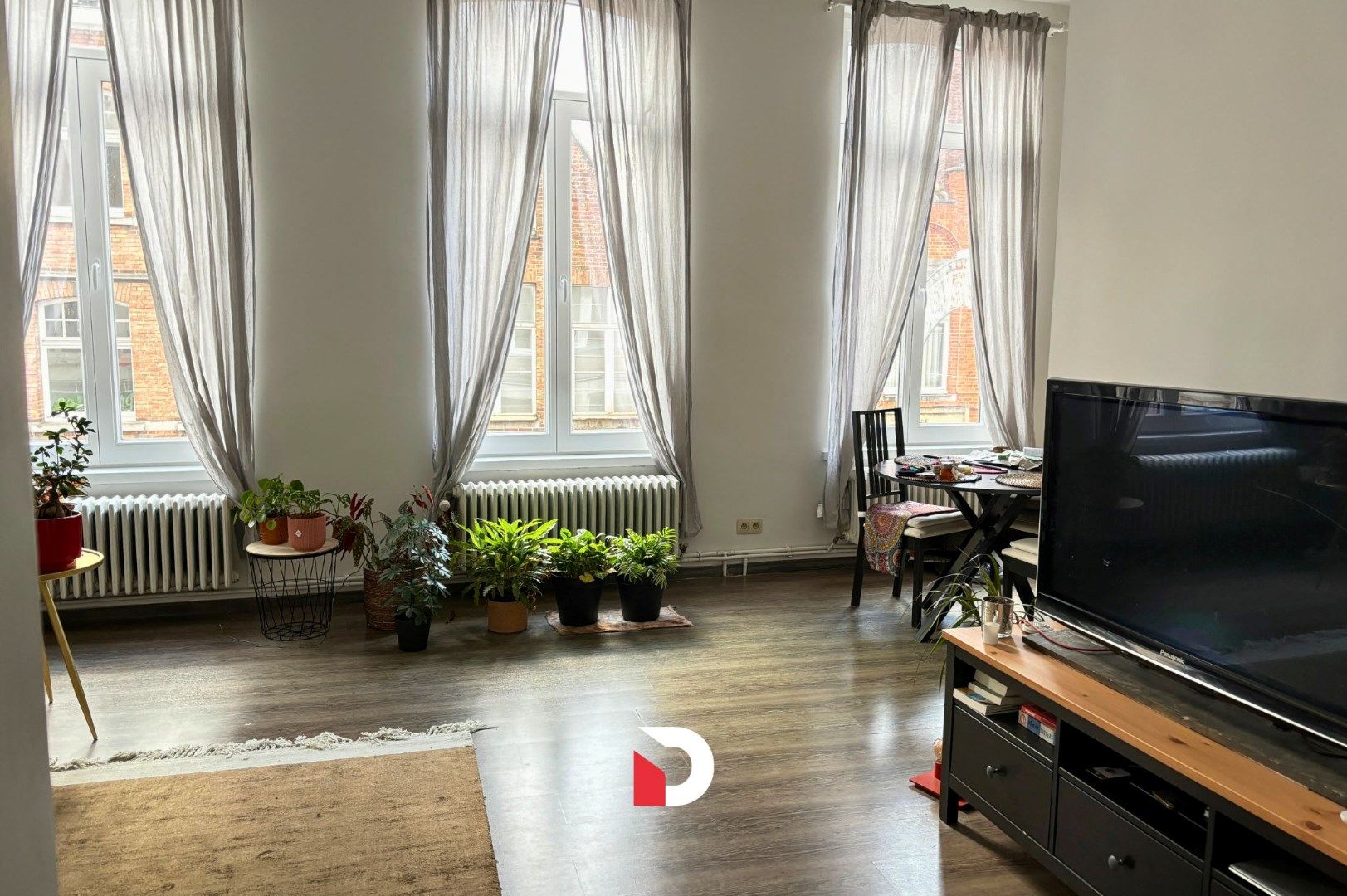 Ruim en lichtrijk 2 slaapkamer appartement met ruim terras foto 4