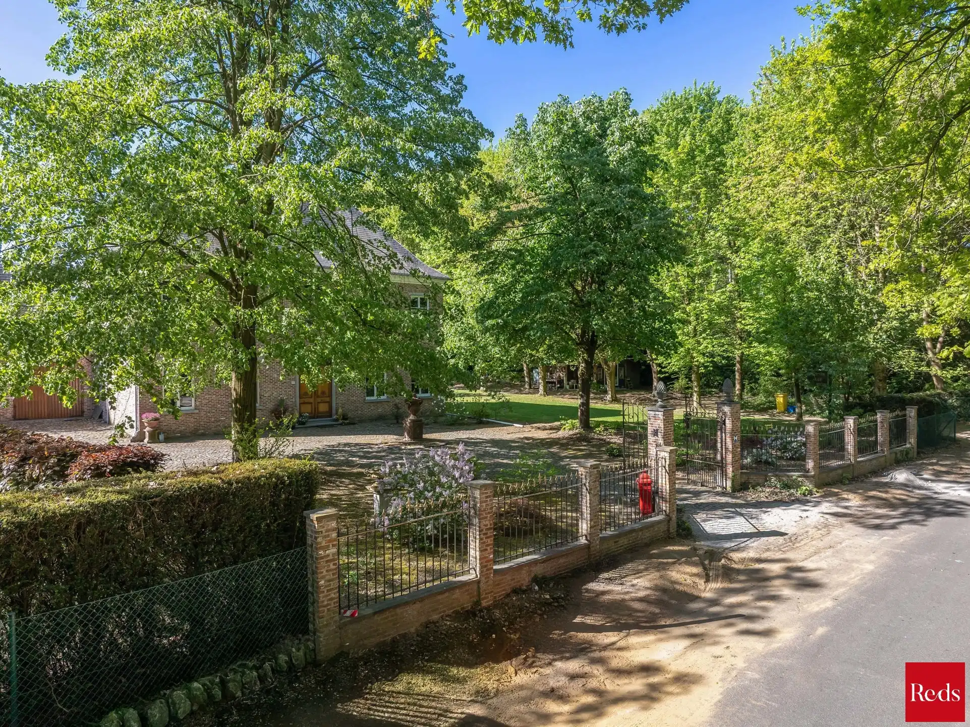 Karaktervolle villa op ruim perceel foto 29