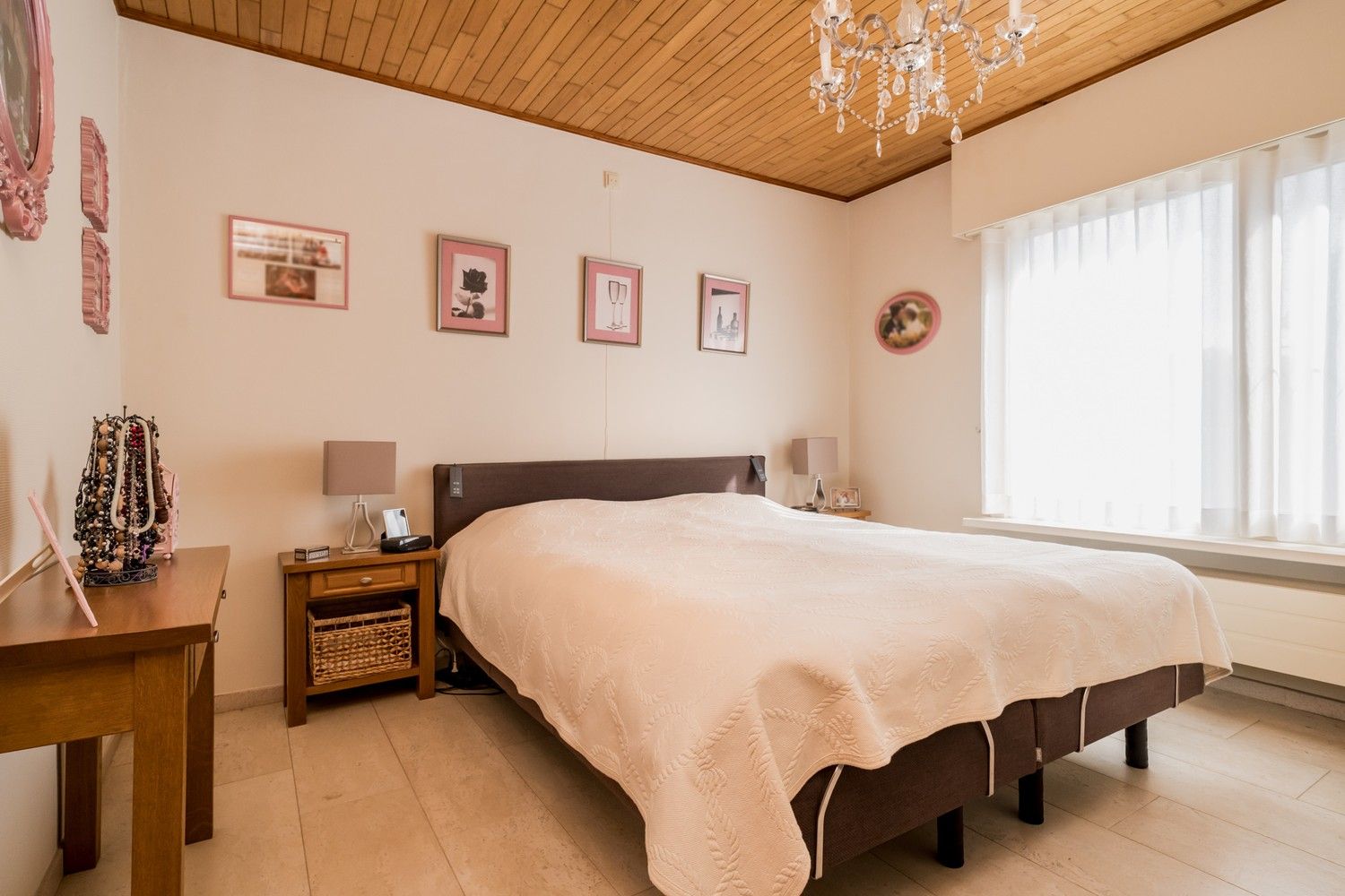 Lichtrijke halfopen bebouwing in aangename woonwijk foto 17