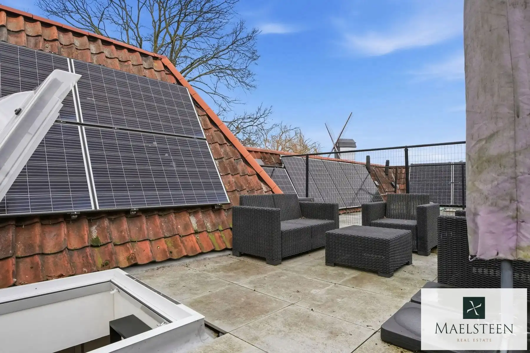 Ruime, instapklare stadswoning in de binnenstad van Brugge foto 46