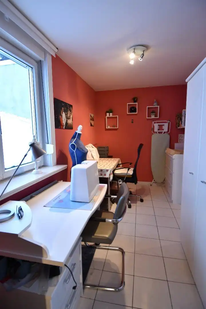 Opslagruimte (175 m²) met bovenliggende woning te koop in Kuurne foto 9