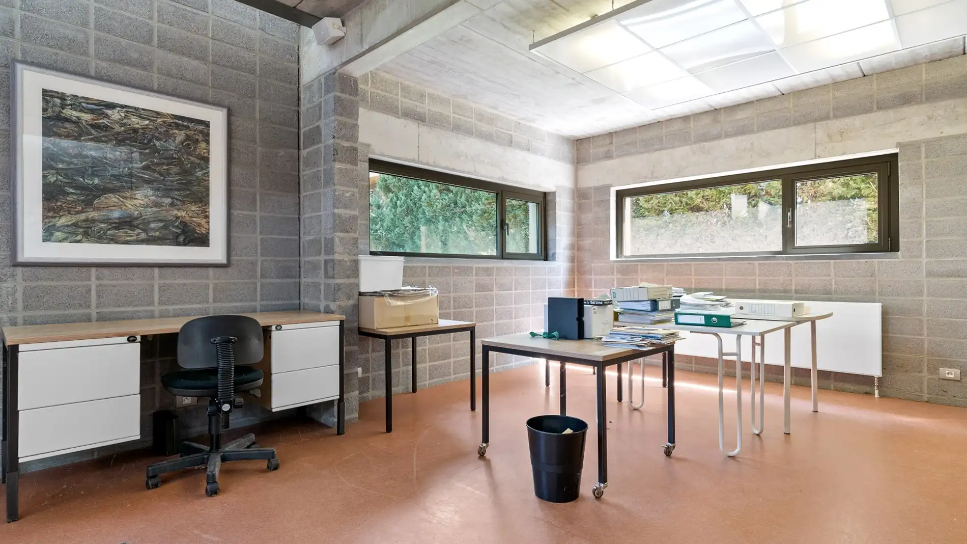 LINDEN - handelsuimte 240 m2 + 5x staanplaats foto 3