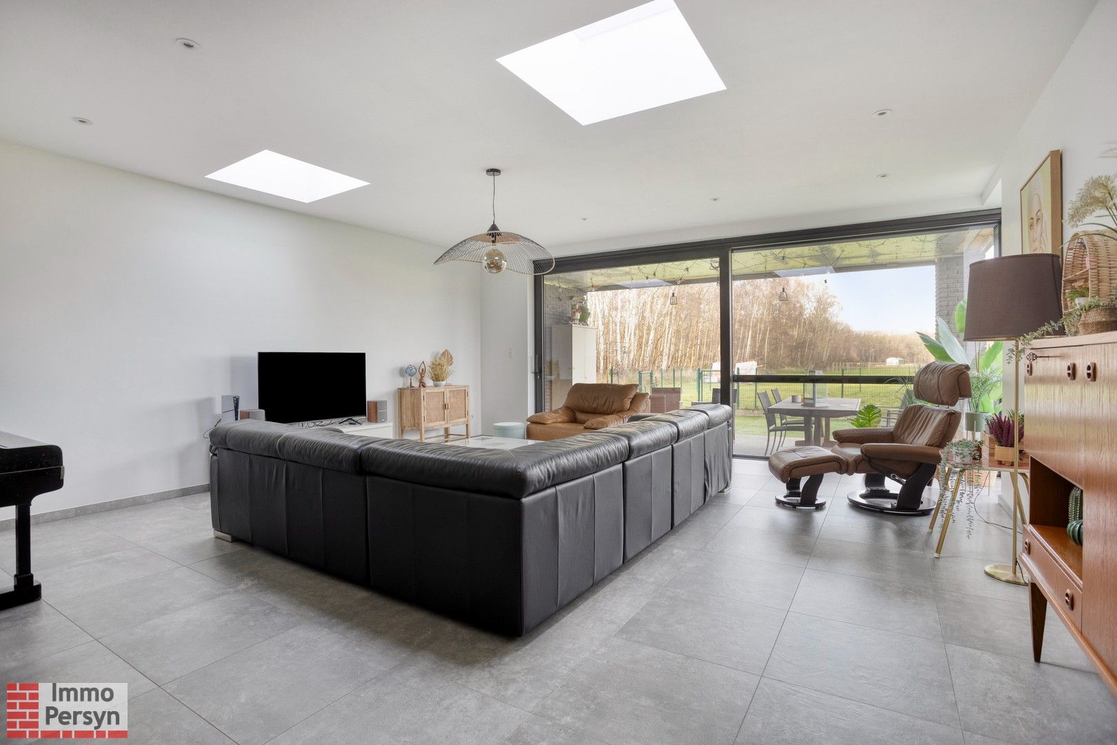 Landelijk gelegen open bebouwing op bijna 16 are. EPC A! foto 7