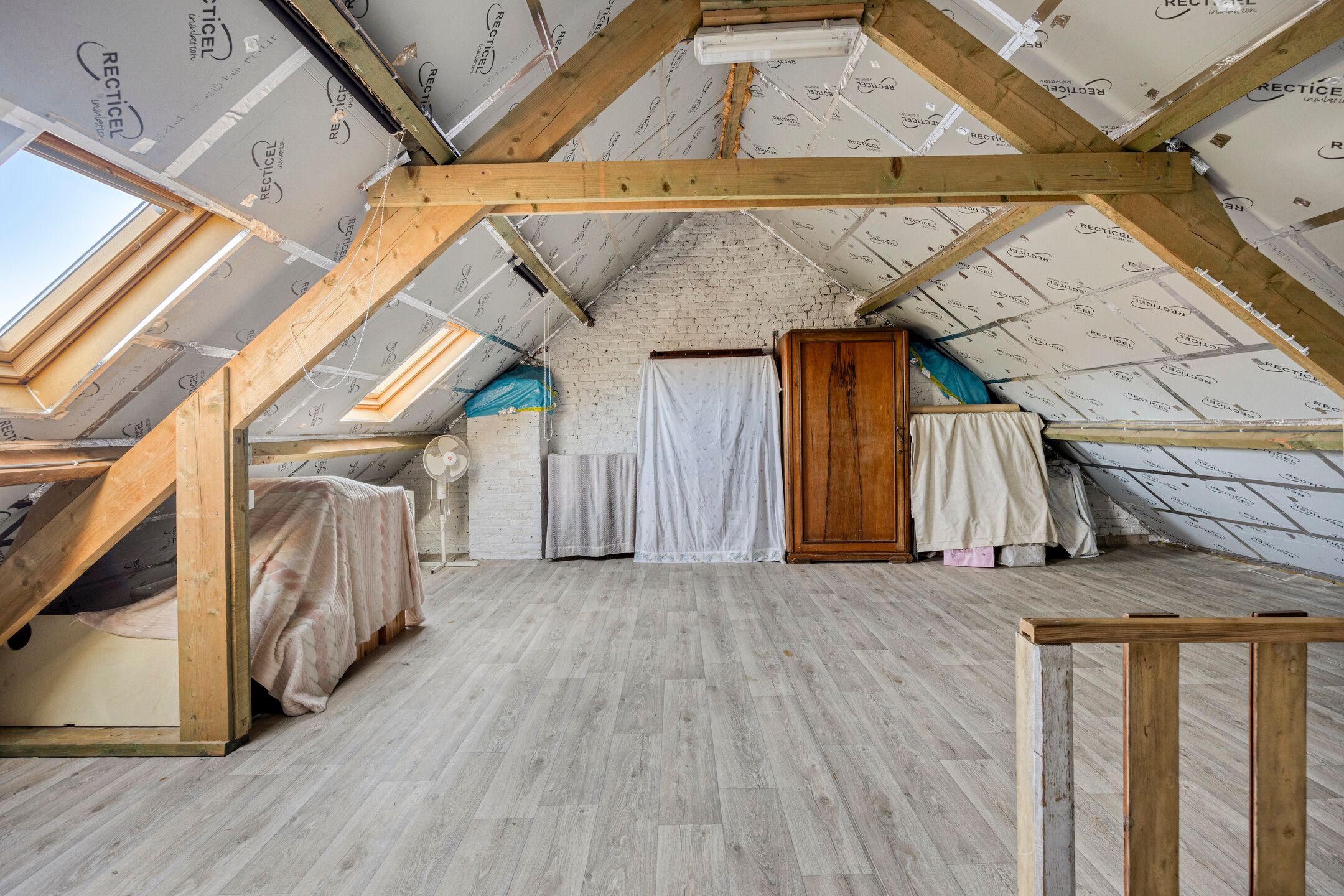 Wonen in dorpelijke charme: lichtrijke en ruime woonst foto 20