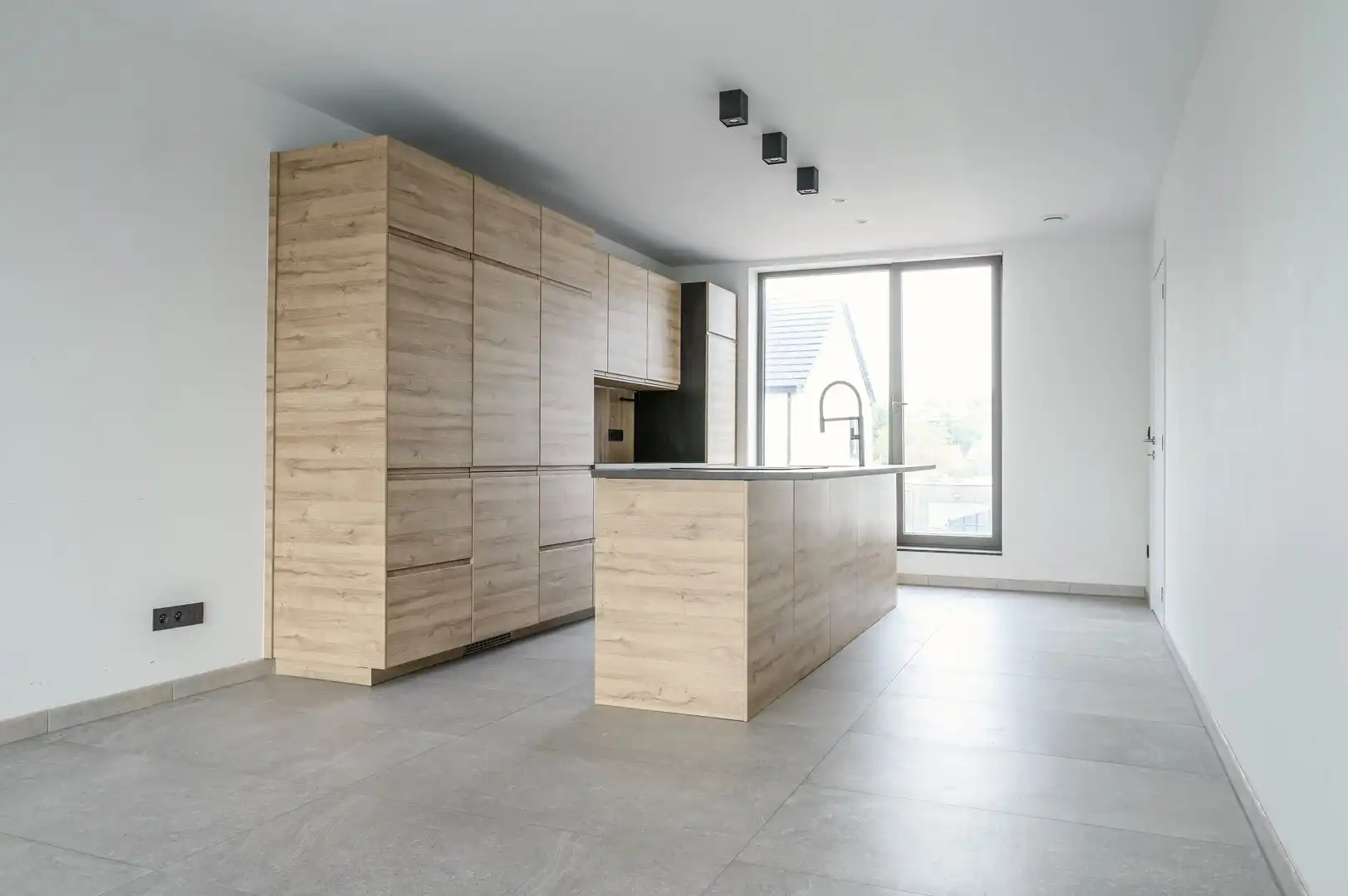 Nieuwbouwappartement met 2 slaapkamers, ruim terras en garage foto 4