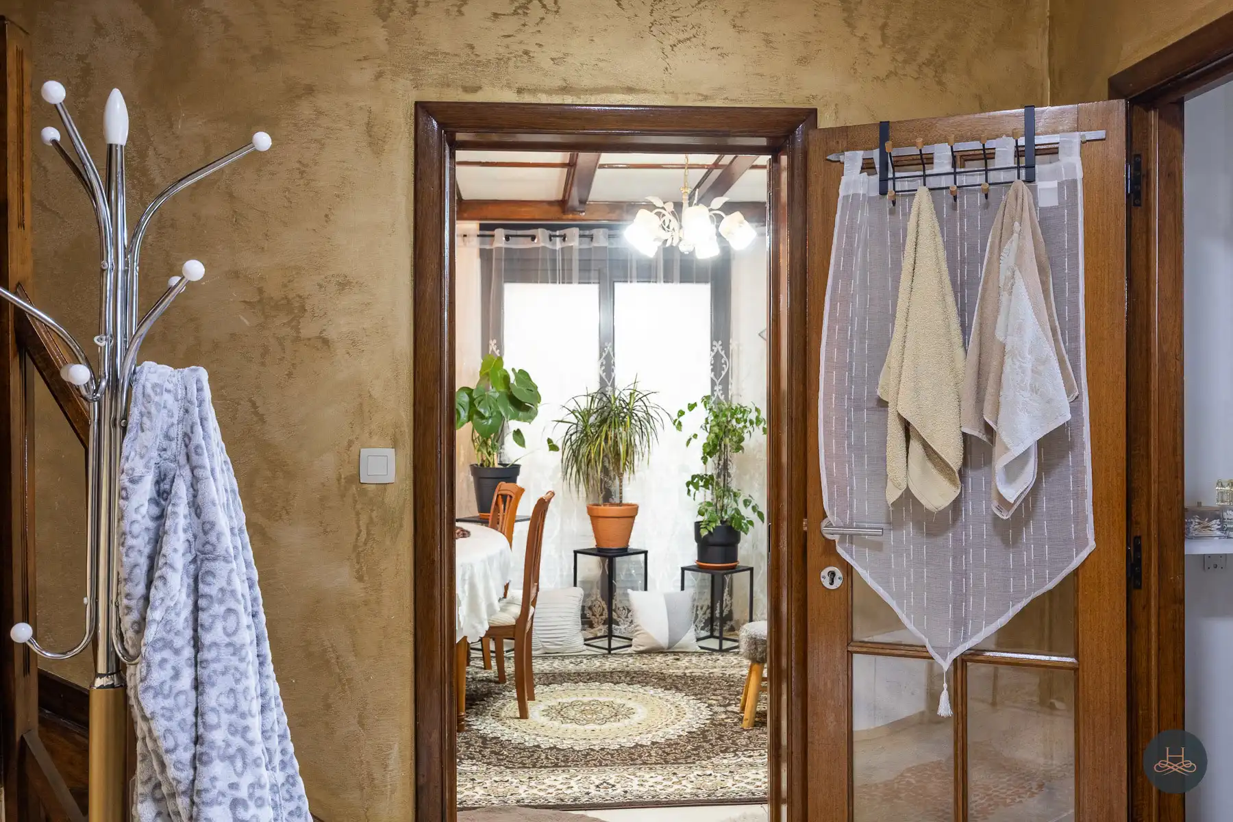 Tijdloze villa vol potentieel foto 8