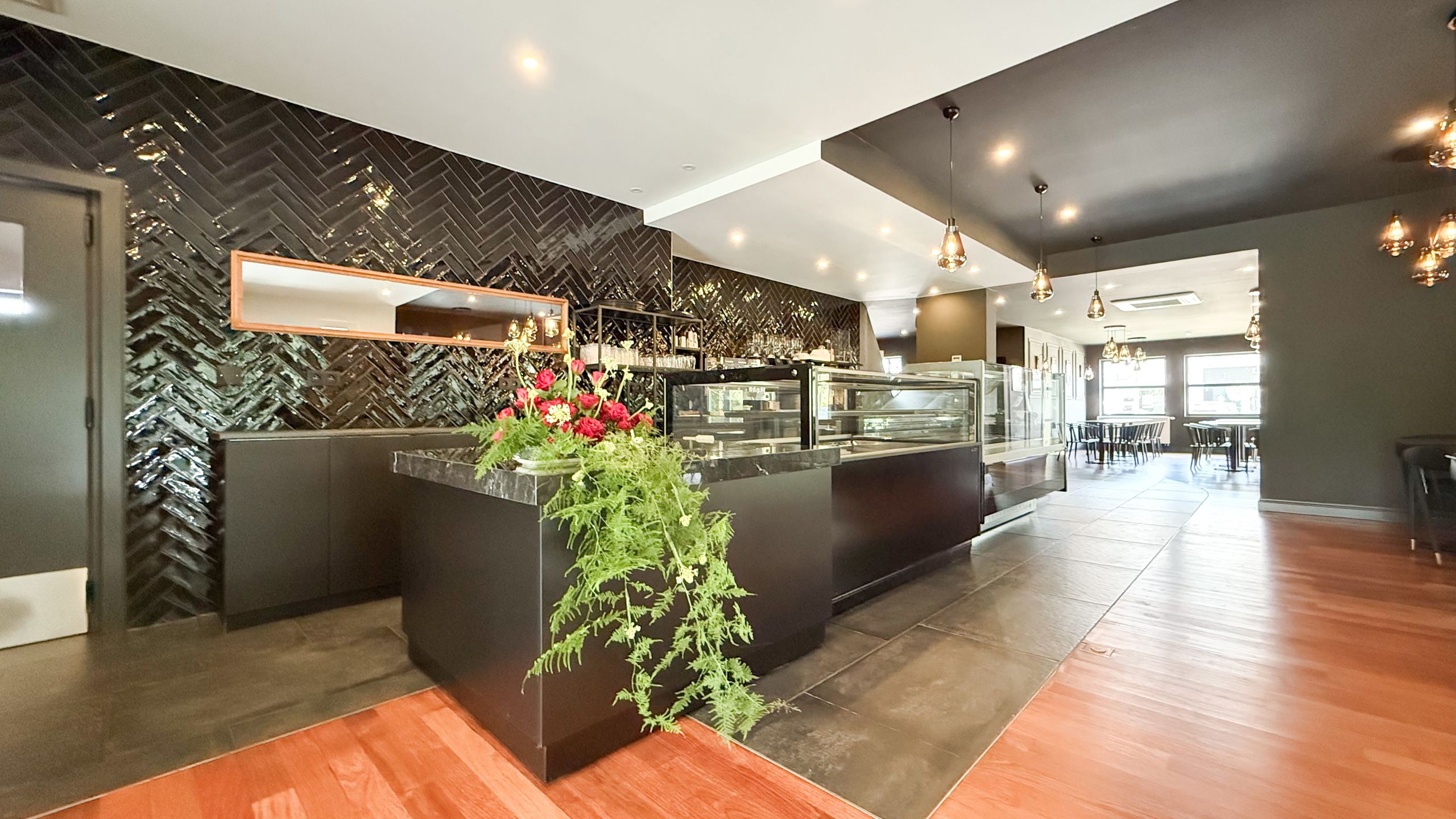 Prachtig handelspand met woonst op toplocatie (40are grond)! foto 9