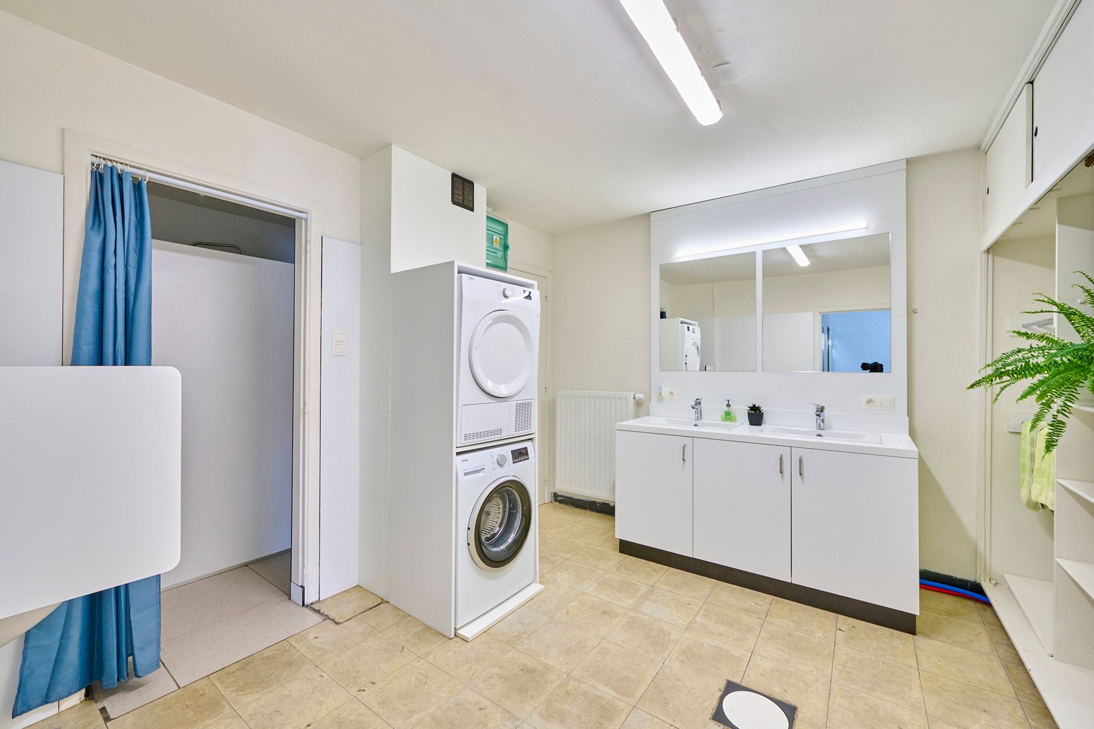 Charmante, op te frissen HOB met 4 slpks  foto 9