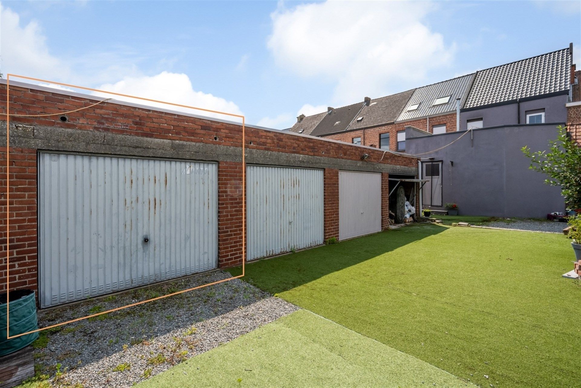 Instapklare woning met drie slaapkamers en koer te Hofstade foto 19