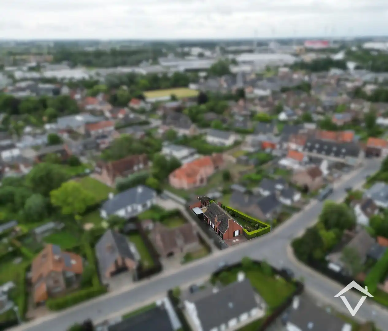 Gelijkvloerse woning met 3 slaapkamers, tuin en garage in een doodlopende straat te Roeselare foto 24
