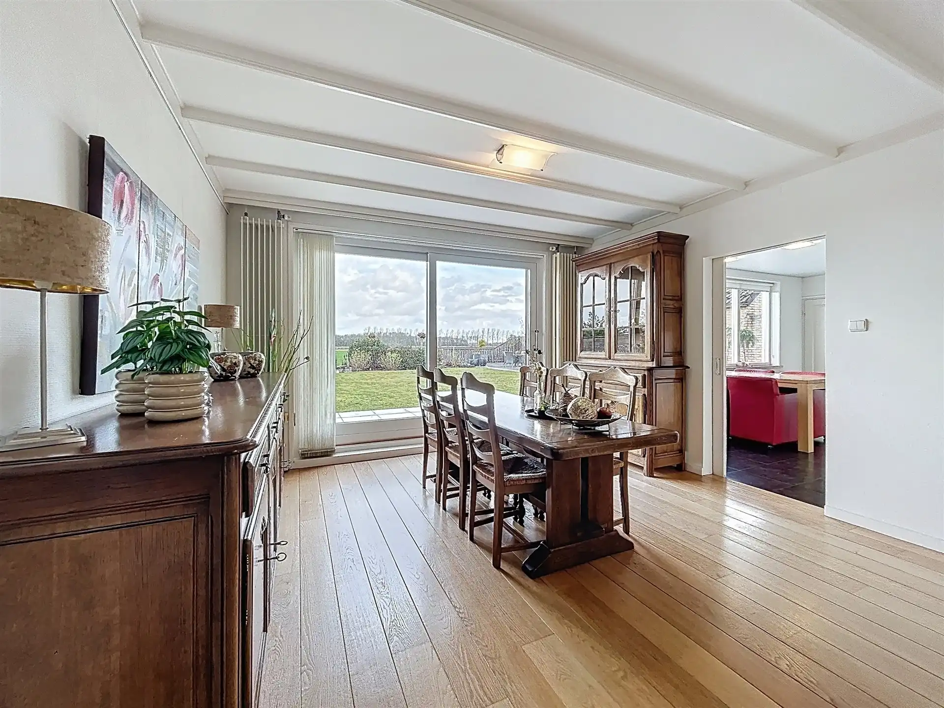 Open bebouwing op perceel van 739 m² foto 4