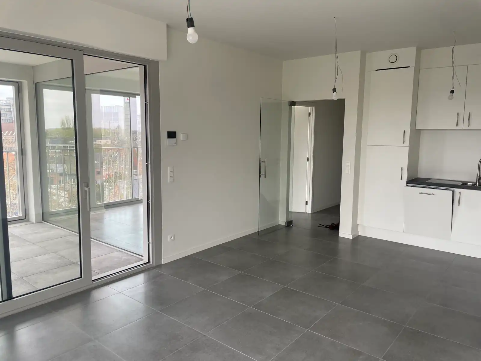 Leemans Immobiliën presenteert u  dit uitzonderlijk energiezuinig nieuwbouwappartement! foto {{pictureIndex}}