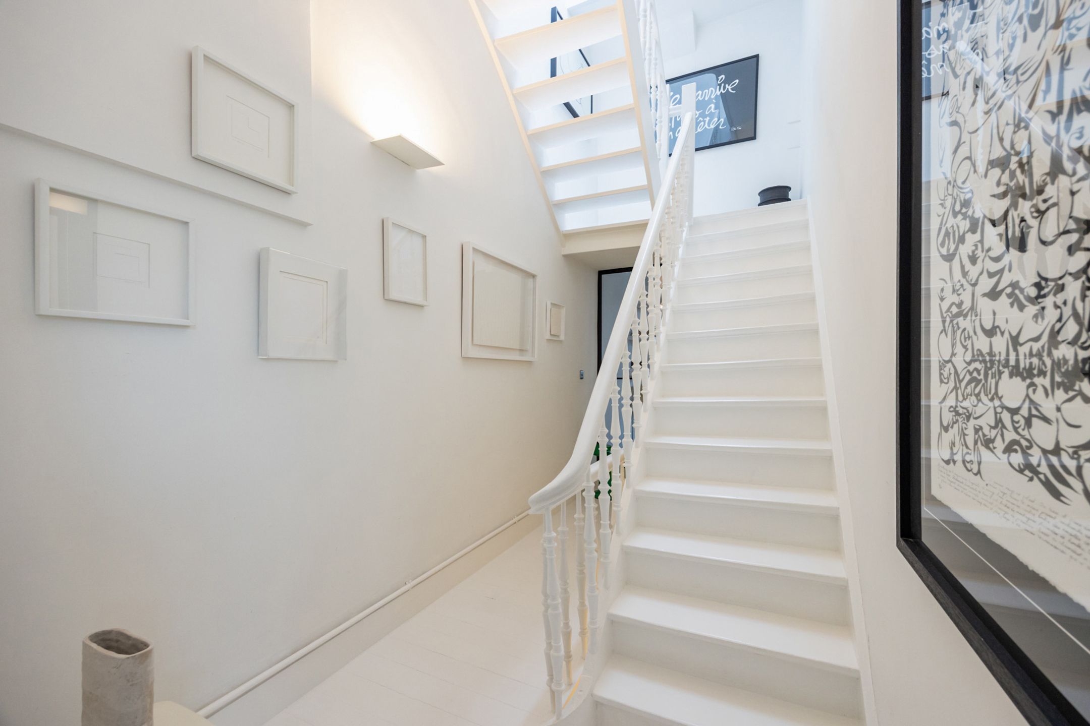 ANTWERPEN - Belle Epoque penthouse met veel licht foto 9