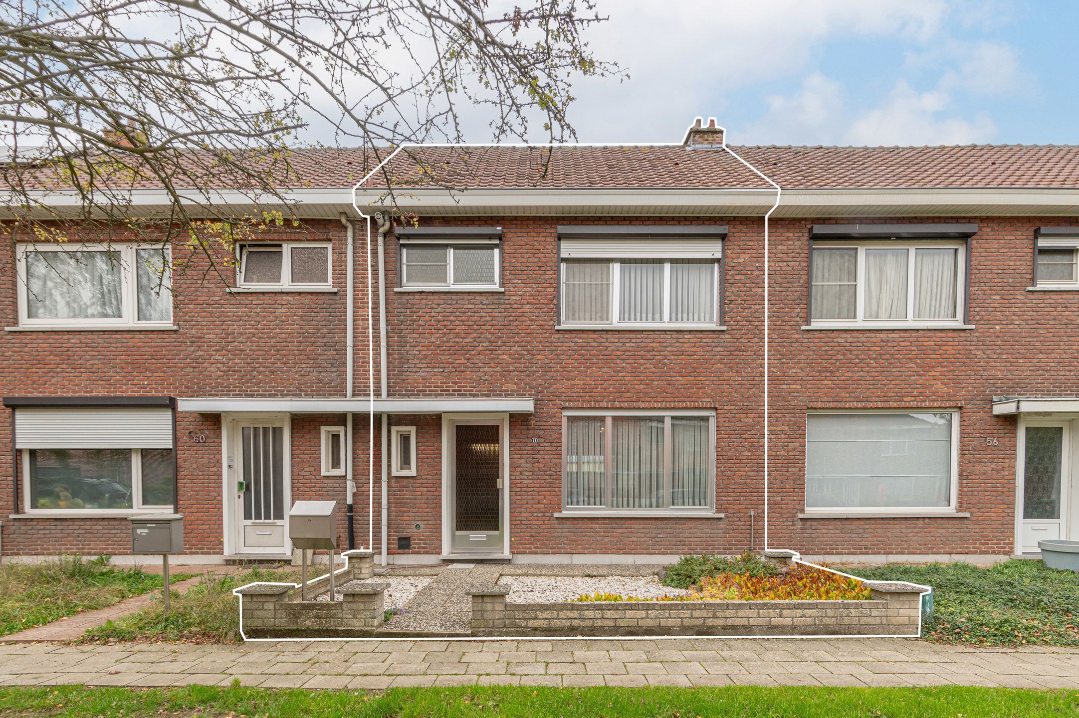Hoofdfoto van de publicatie: Gezellige gezinswoning met tuin en dubbele garage 