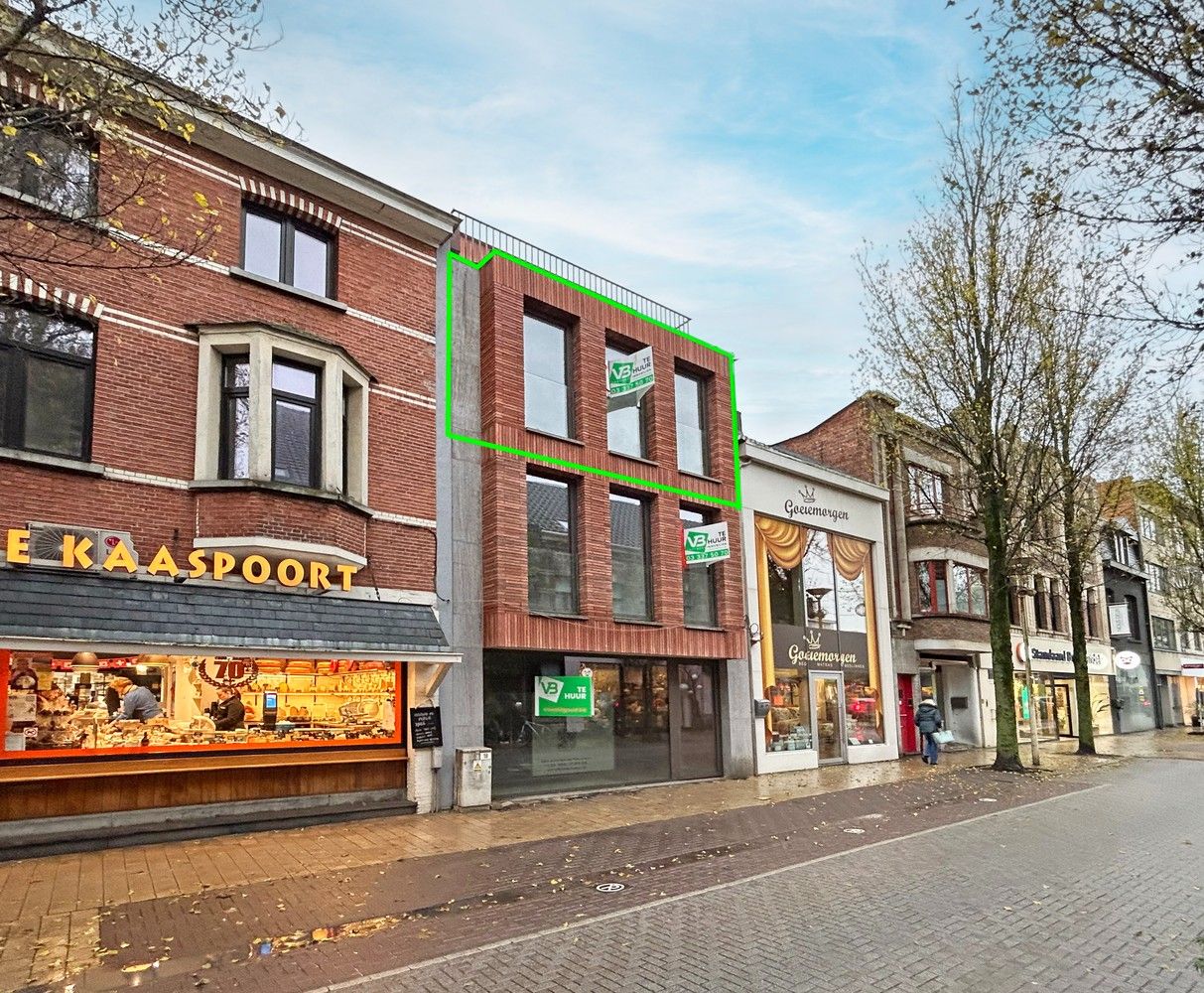 Nieuw 2 slaapkamer appartement met ruim terras in het centrum van Schoten! foto {{pictureIndex}}