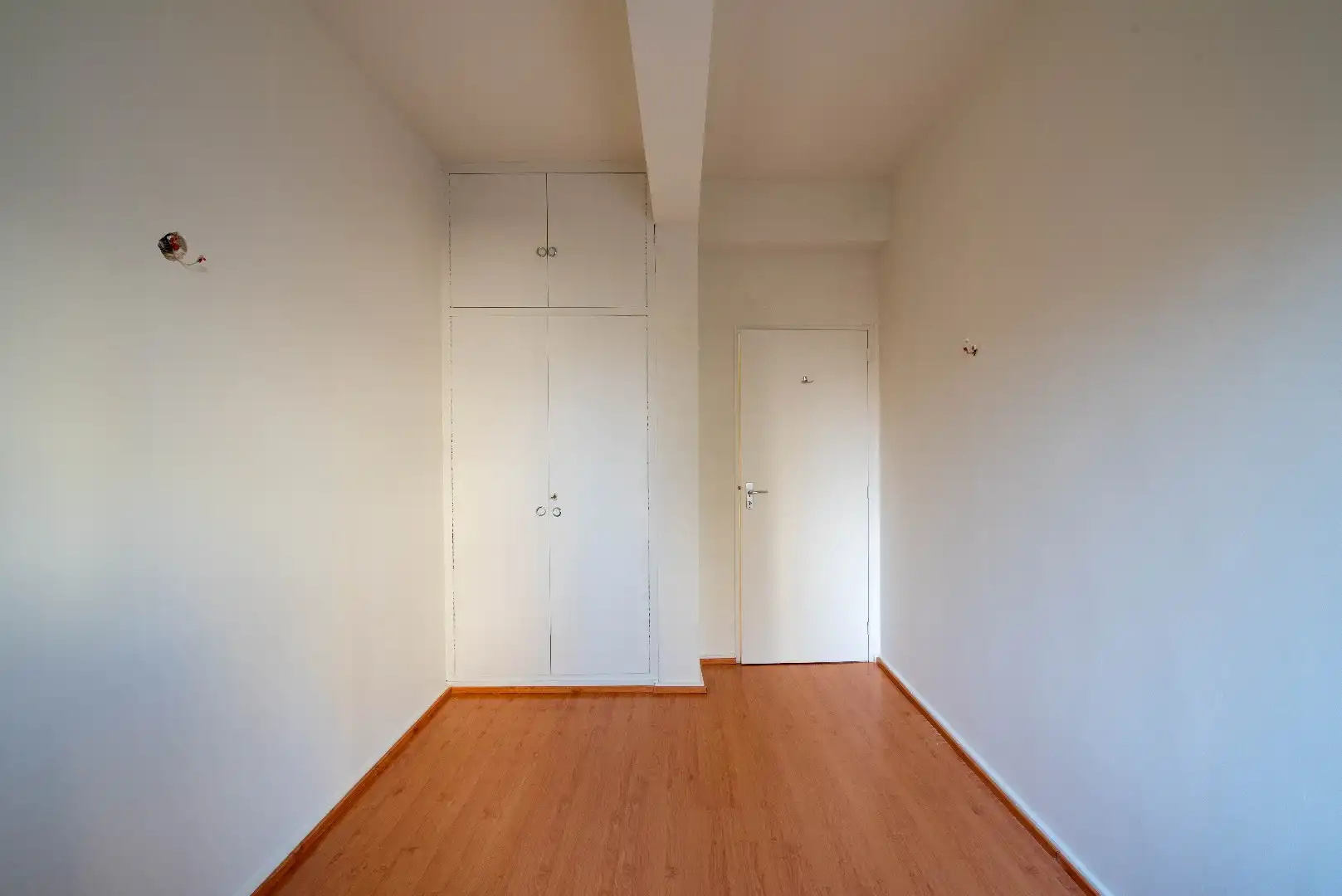 Instapklaar appartement op de 1ste verdieping met terras foto 13