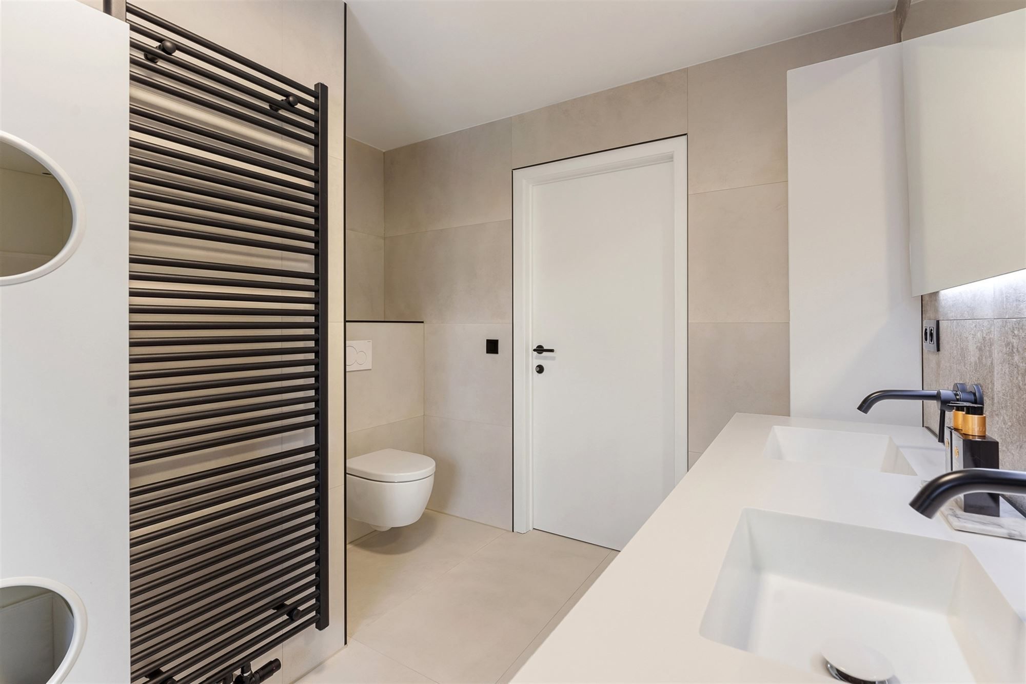 PRACHTIG GERENOVEERDE WONING MET 3 SLAAPKAMERS UITERST RUSTIG GELEGEN IN DE NABIJHEID VAN TESSENDERLO CENTRUM foto 19