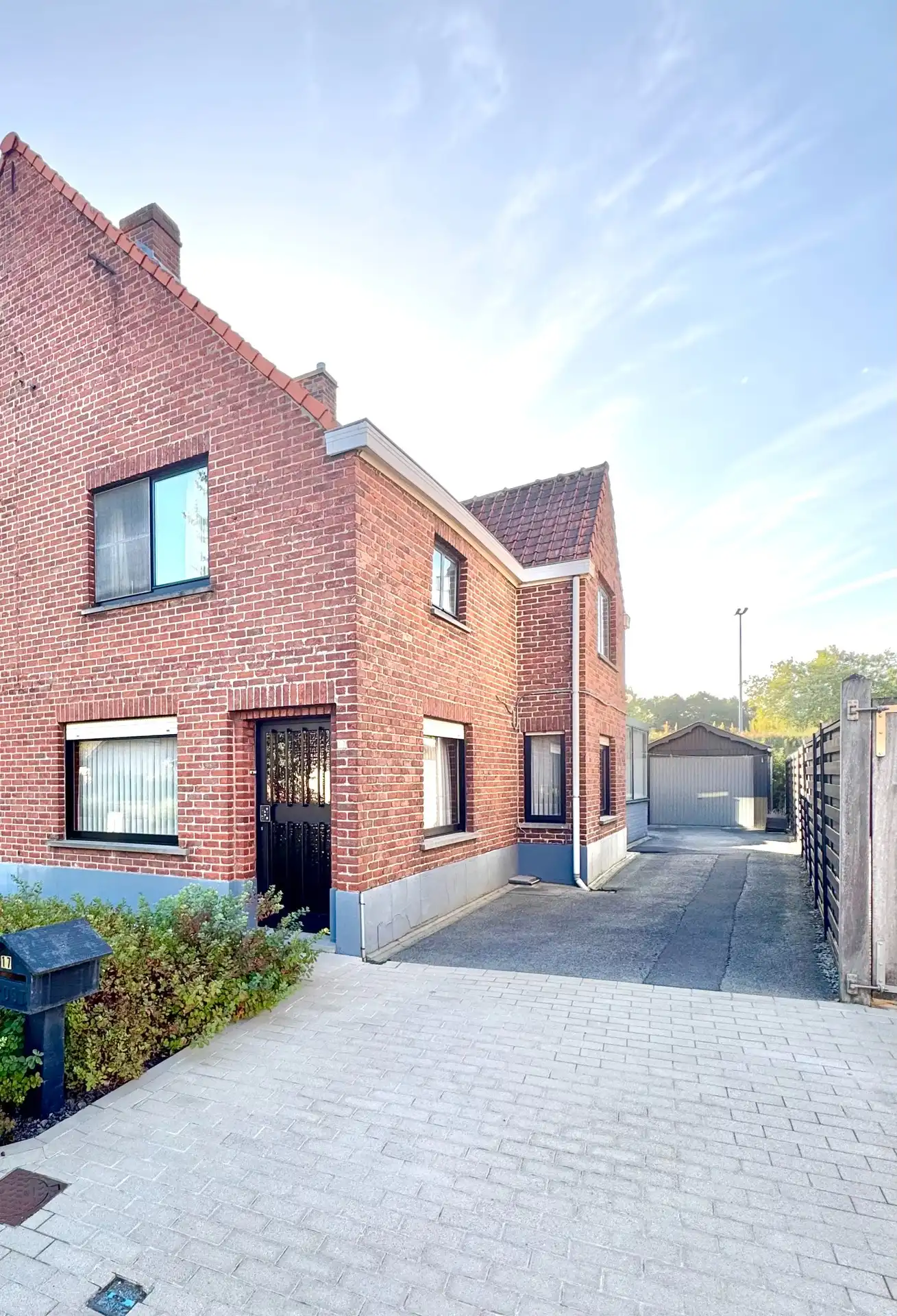 HALFOPEN WONING | 2 KAMERS |TERRAS | GARAGE | 208 M² foto 34