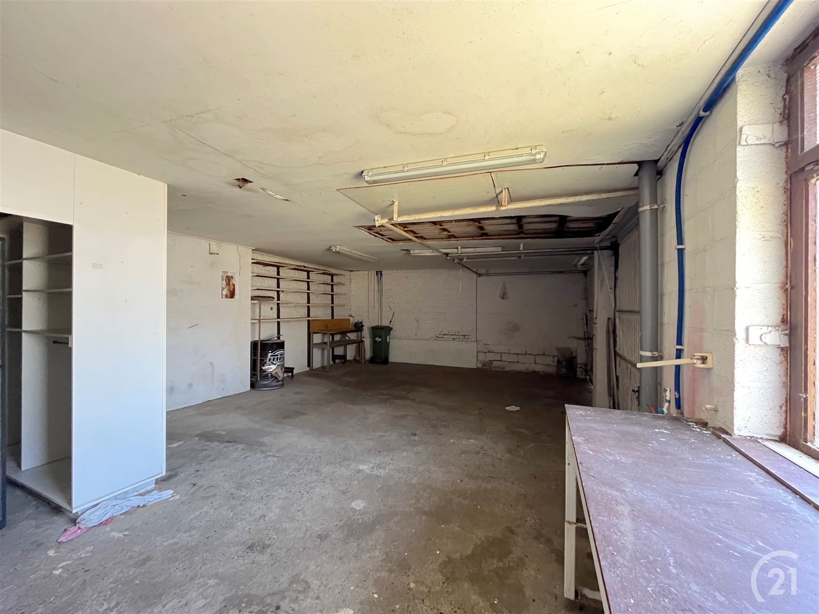 Ruim pand met karakter en dubbele garage! foto 13