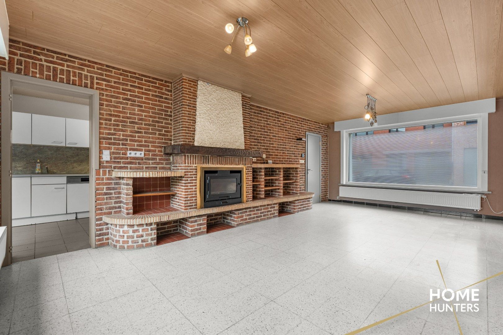 Woning met riante loods van 275m² op centrale ligging in regio Wervik foto 12