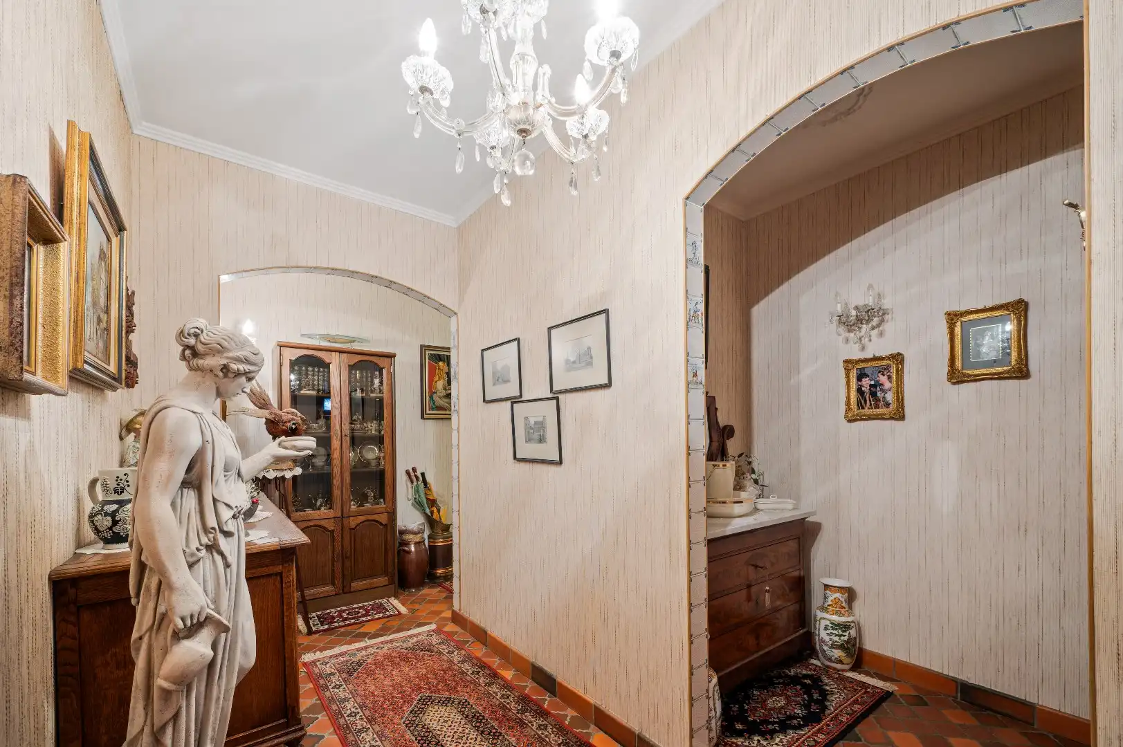 Veelzijdige villa met extra woonunit in het rustige Kumtich foto 15