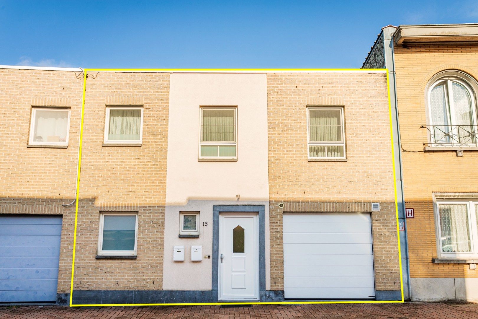 Ruime en recente woning met 5 slaapkamers, garage en tuin in een doodlopende straat foto 3