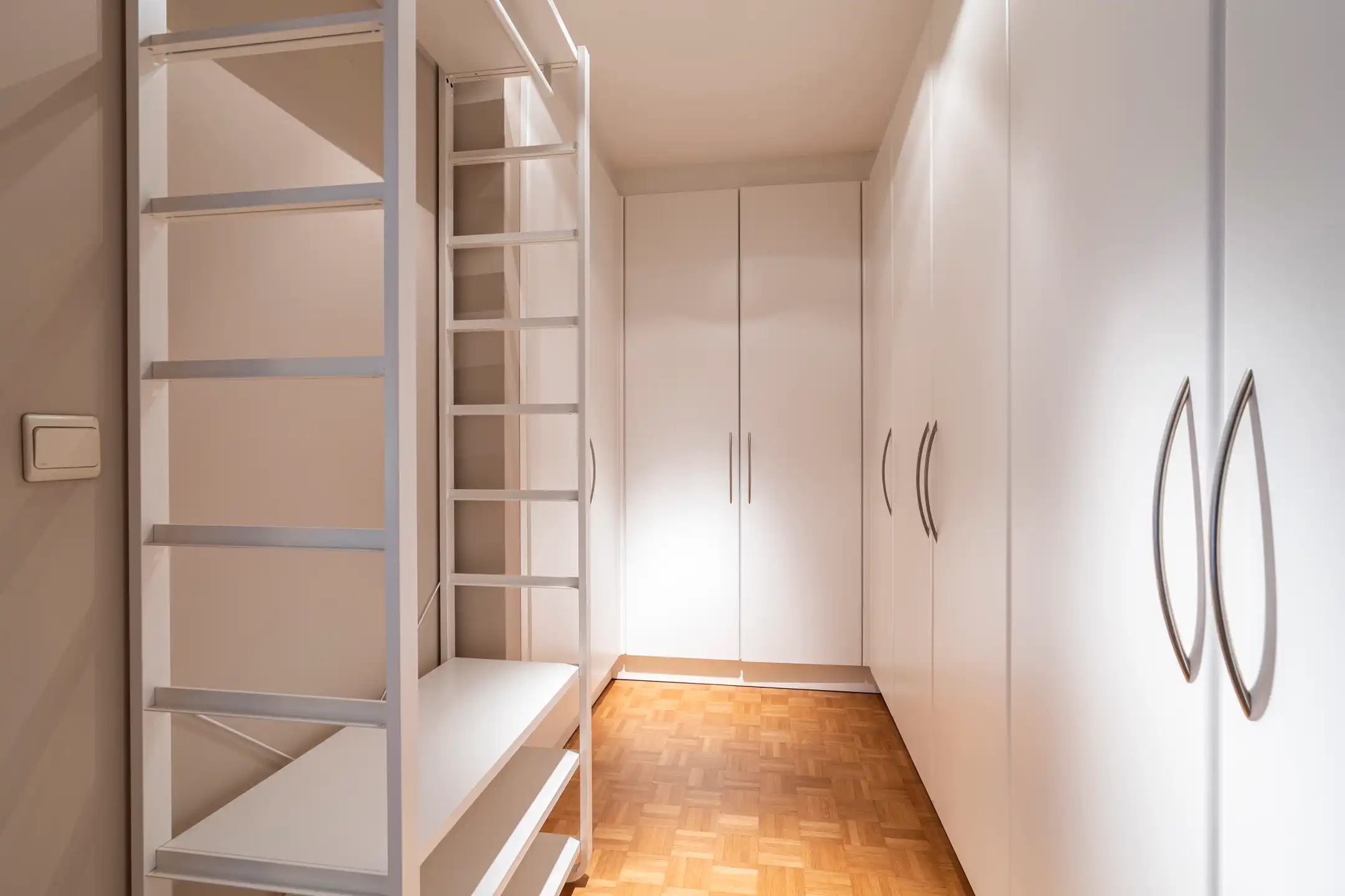 Luxueus 3 slpk appartement met onderliggende handelsruimte foto 16