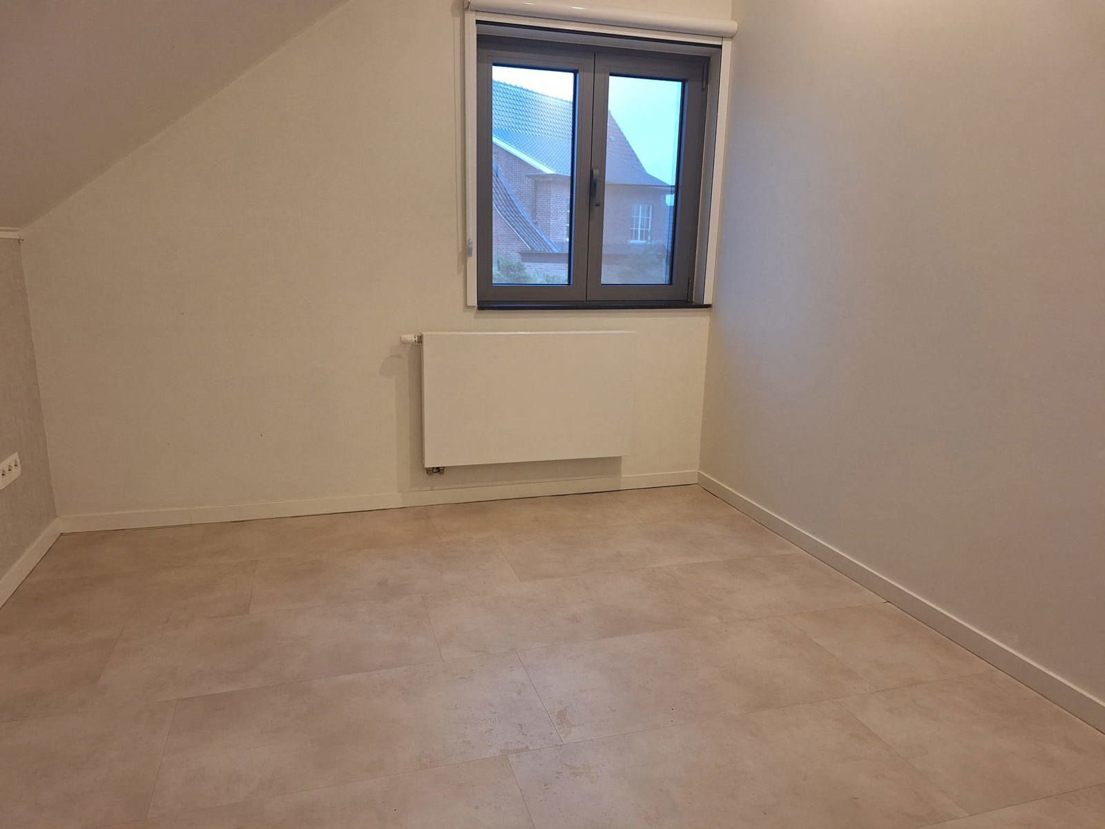 Modern en energiezuinig 2-slaapkamerappartement met carport en ruim terras. foto 10