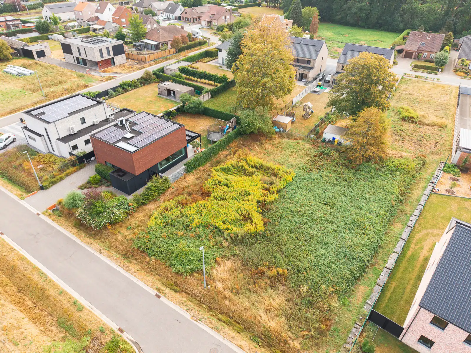 Bouwgrond van 579 m² in rustige wijk nabij station foto 6