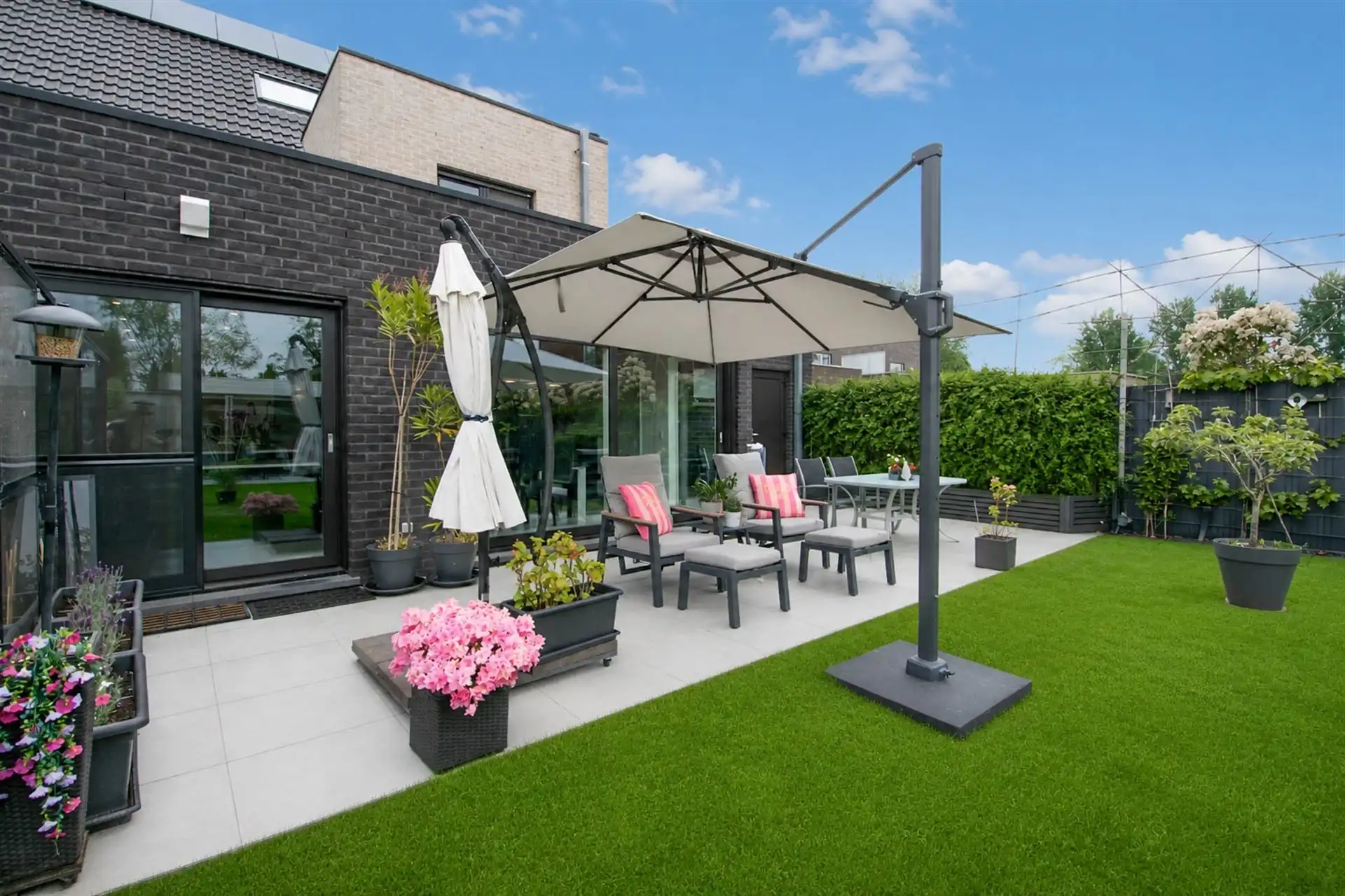 Instapklare gezinswoning met polyvalente ruimte in het hartje van Meerdonk foto 26