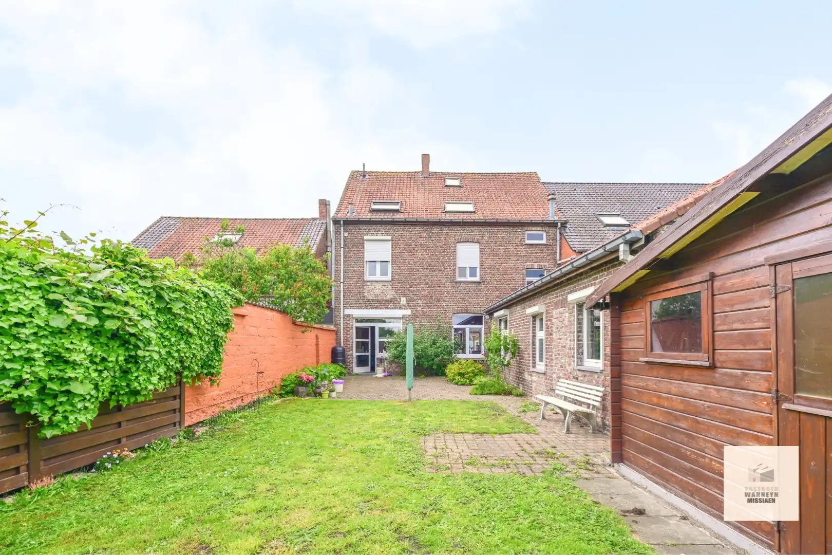 Opbrengsteigendom met 3 verhuurde appartementen op centrale liggging foto 13