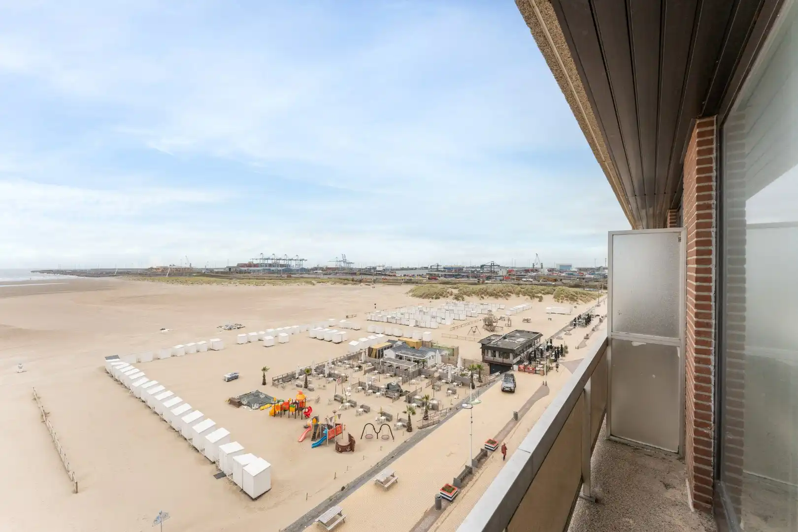 Te renoveren 2 slaapkamer appartement foto 14