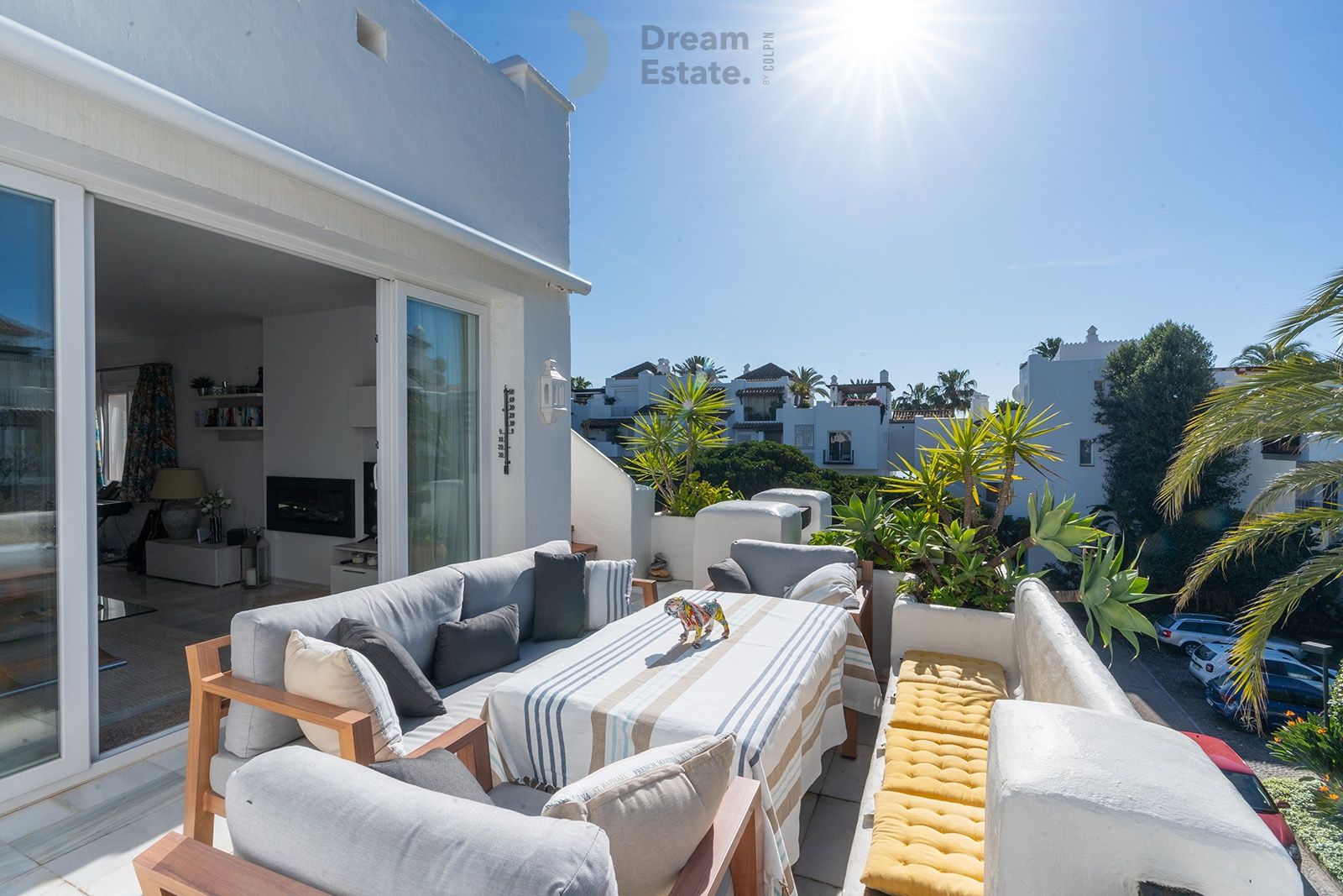 Prachtig appartement op de eerste lijn in Estepona foto 25