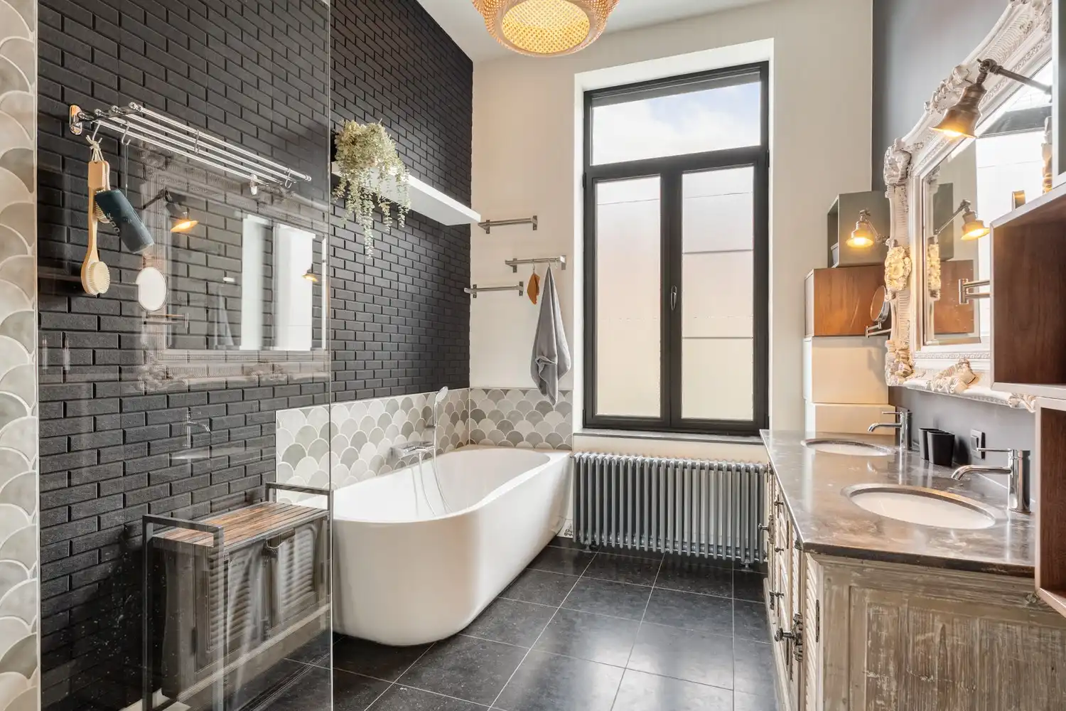 Gerenoveerde en energiezuinige woning met 4 slaapkamers en een tuin met een achteruitgang en een grote garage te centrum Leuven! foto 22