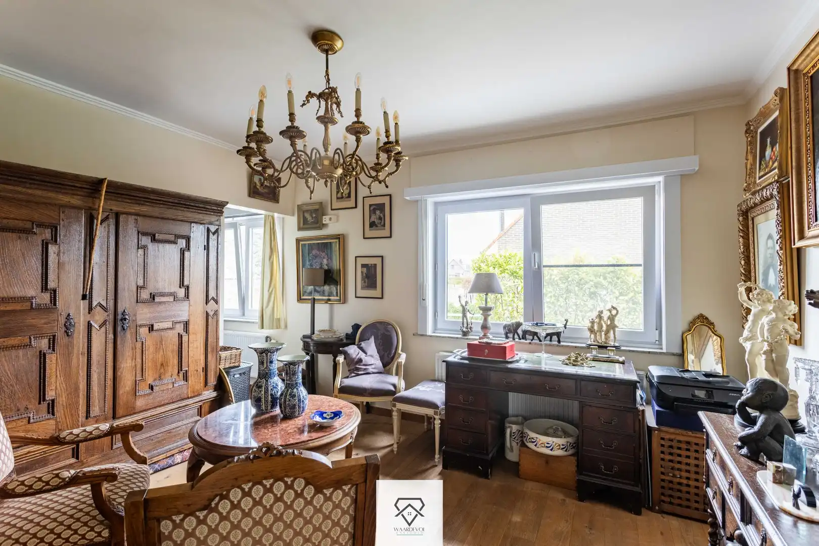 Uitstekend gelegen bungalow met ruimte en potentieel te Drongen foto 11