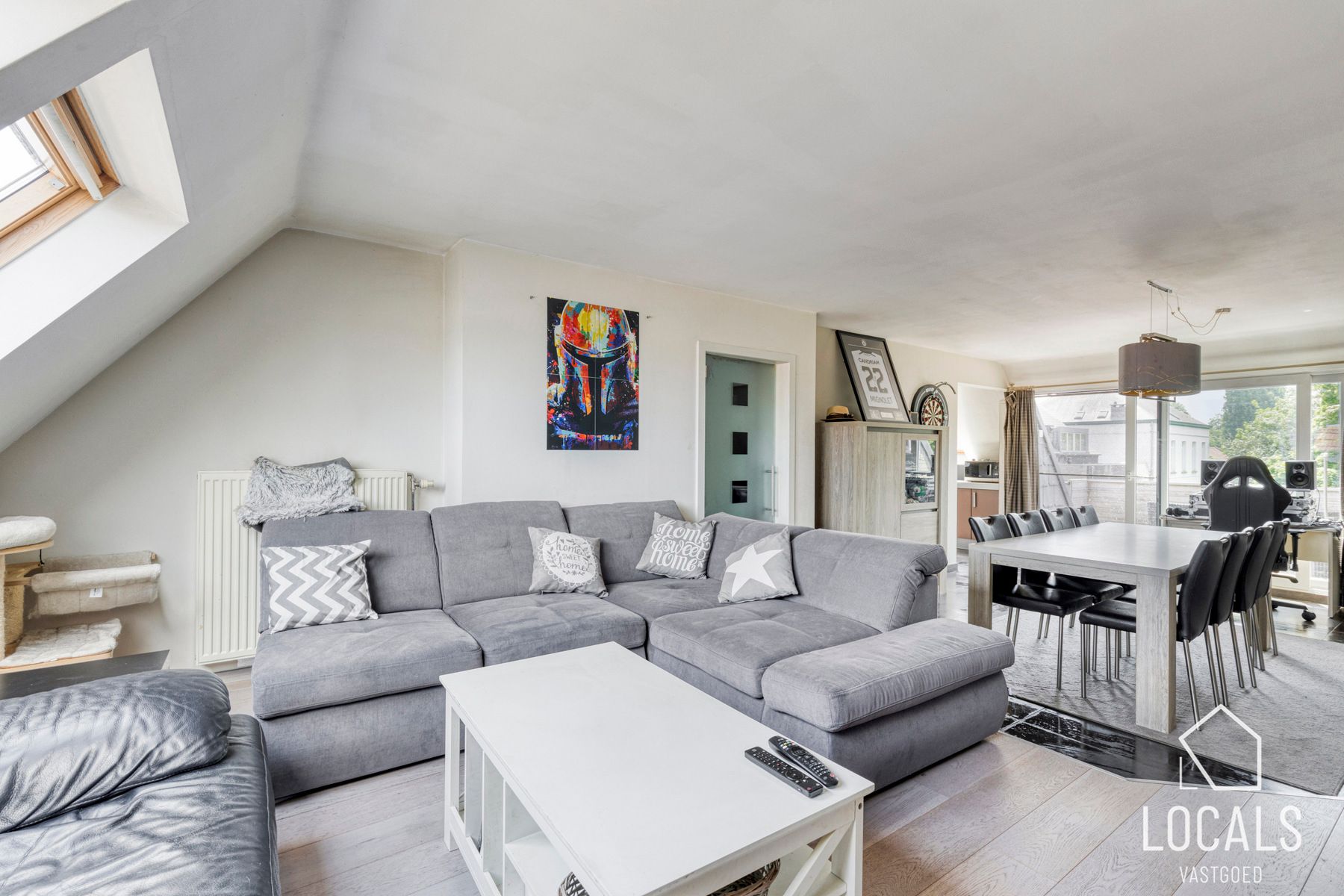Instapklaar duplexappartement in het centrum van Haaltert foto 2