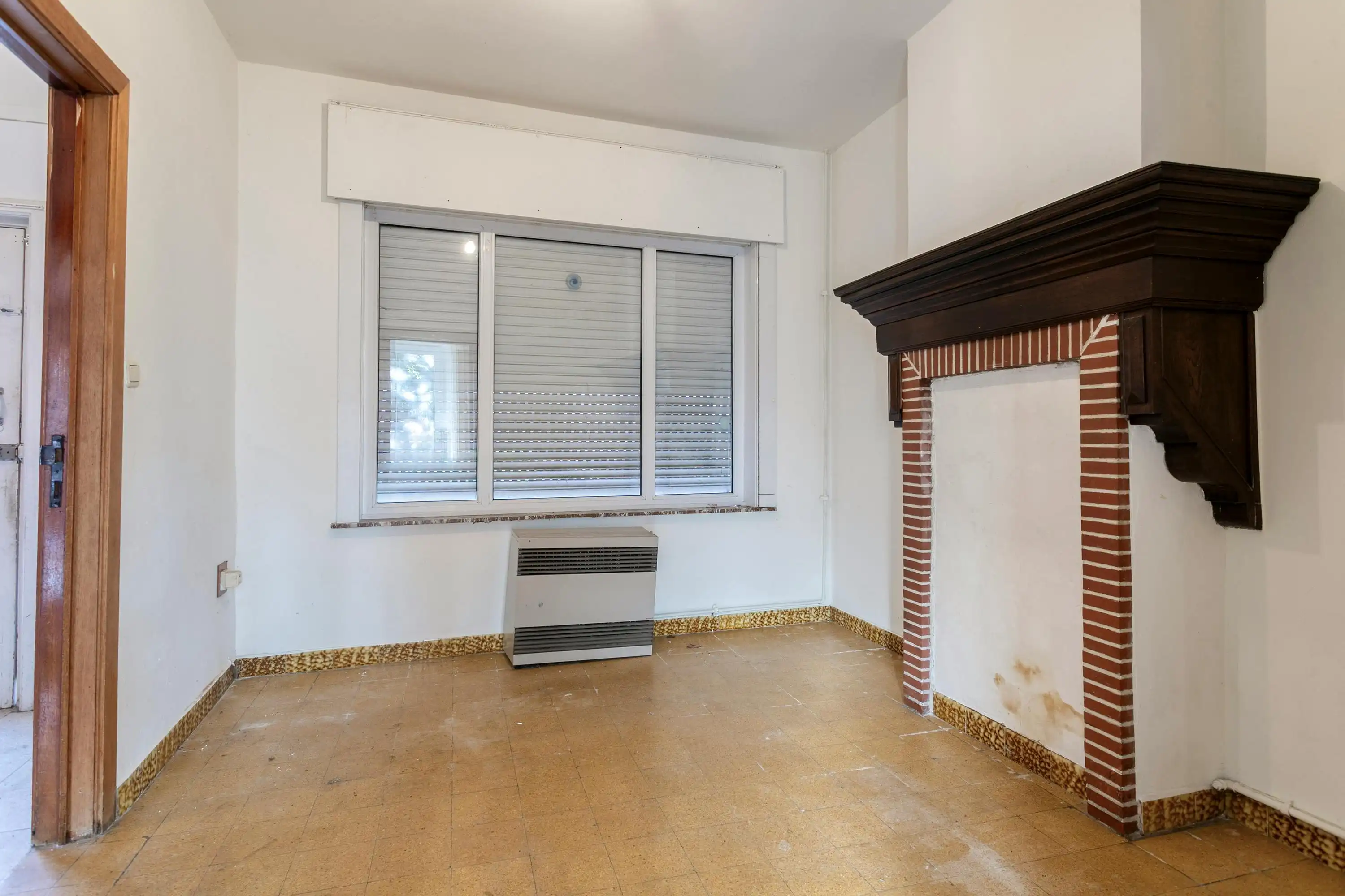 Karaktervolle woning met tuin en garage in centrum Roeselare foto 7