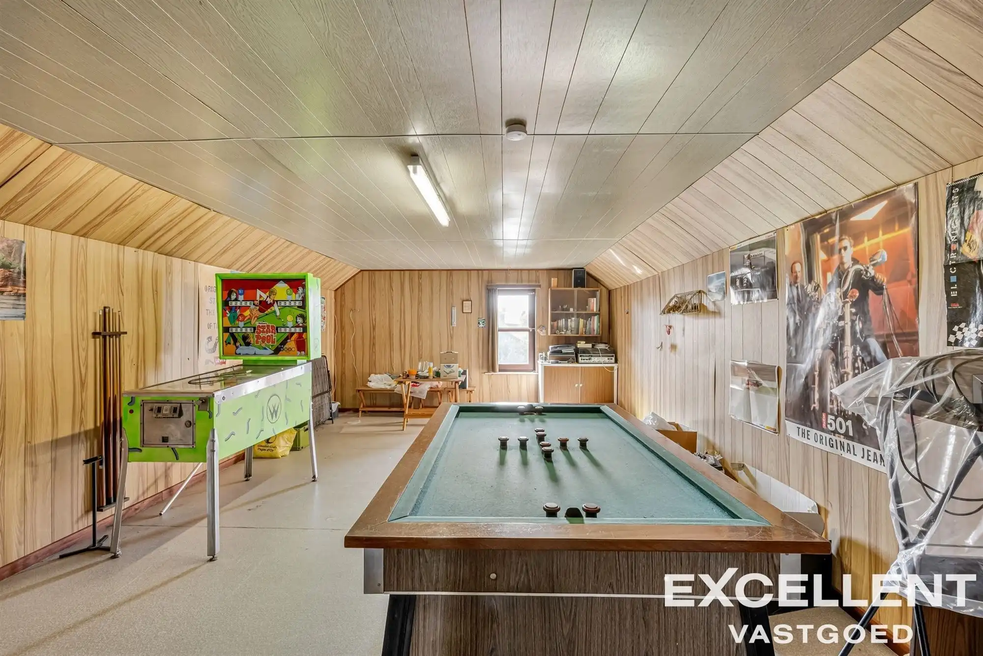 Ruime woning met enorm potentieel te koop in centrum Deinze foto 16