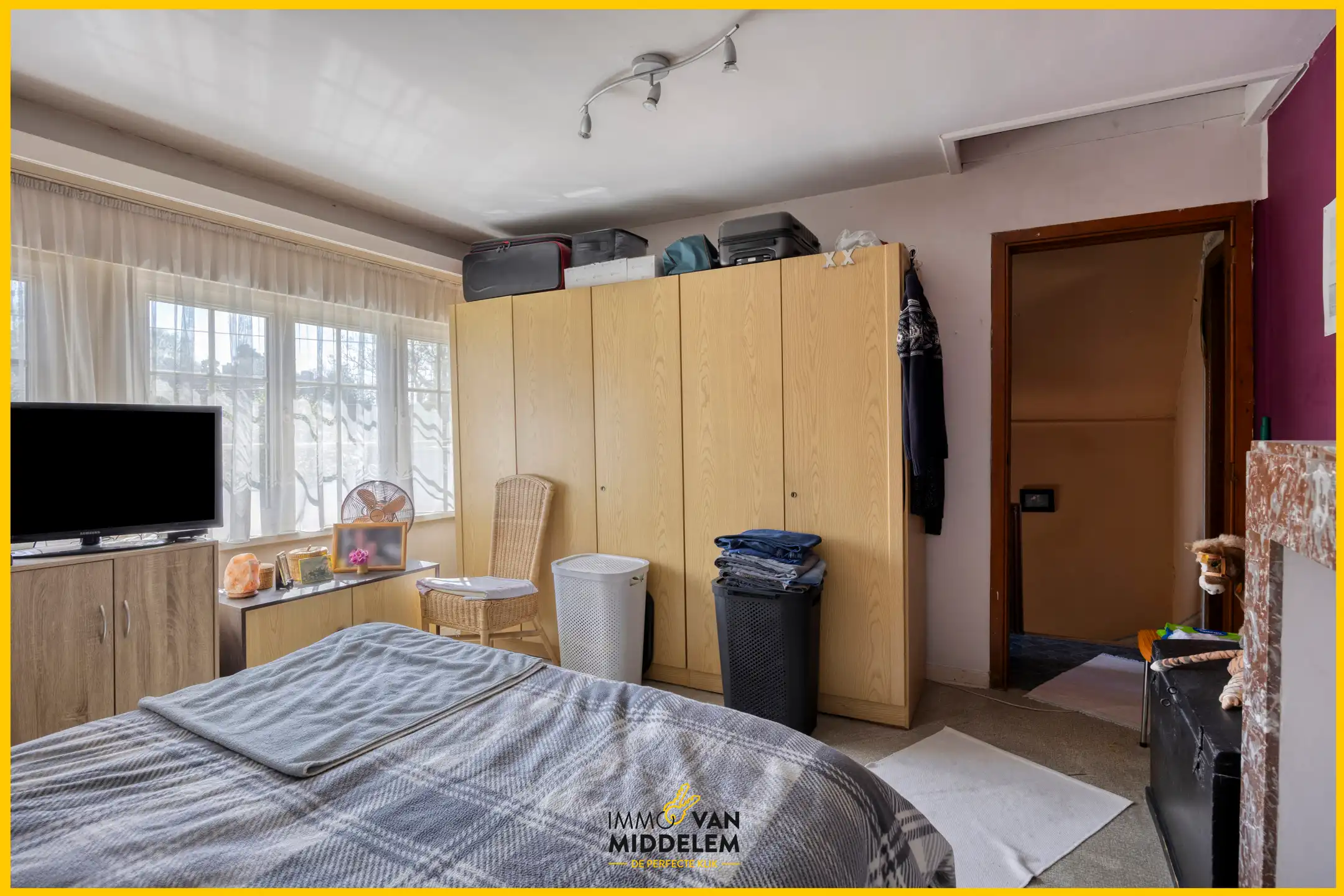 TE RENOVEREN STARTERSWONING MET 2 KAMERS EN TUIN foto 11