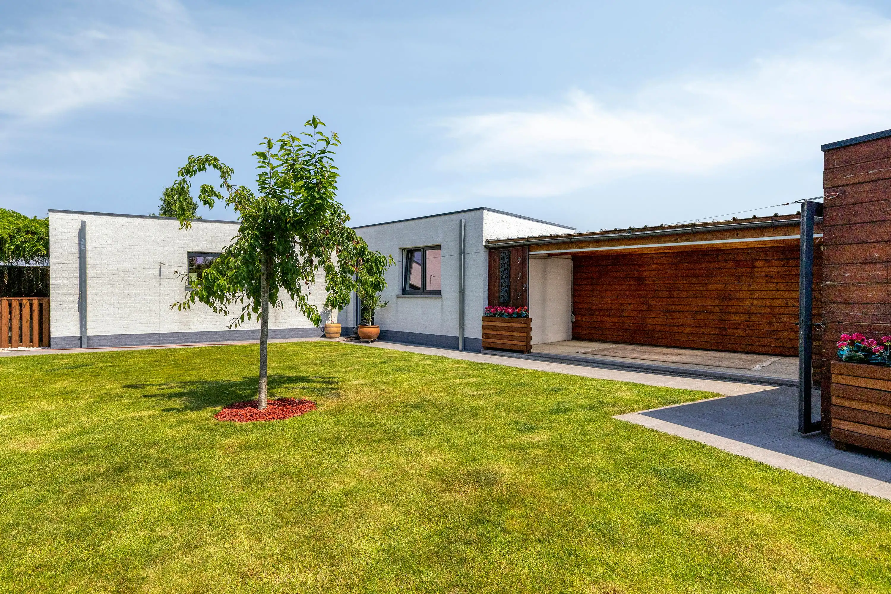 Gerenoveerde bungalow met zonnige tuin nabij Aalter foto 20