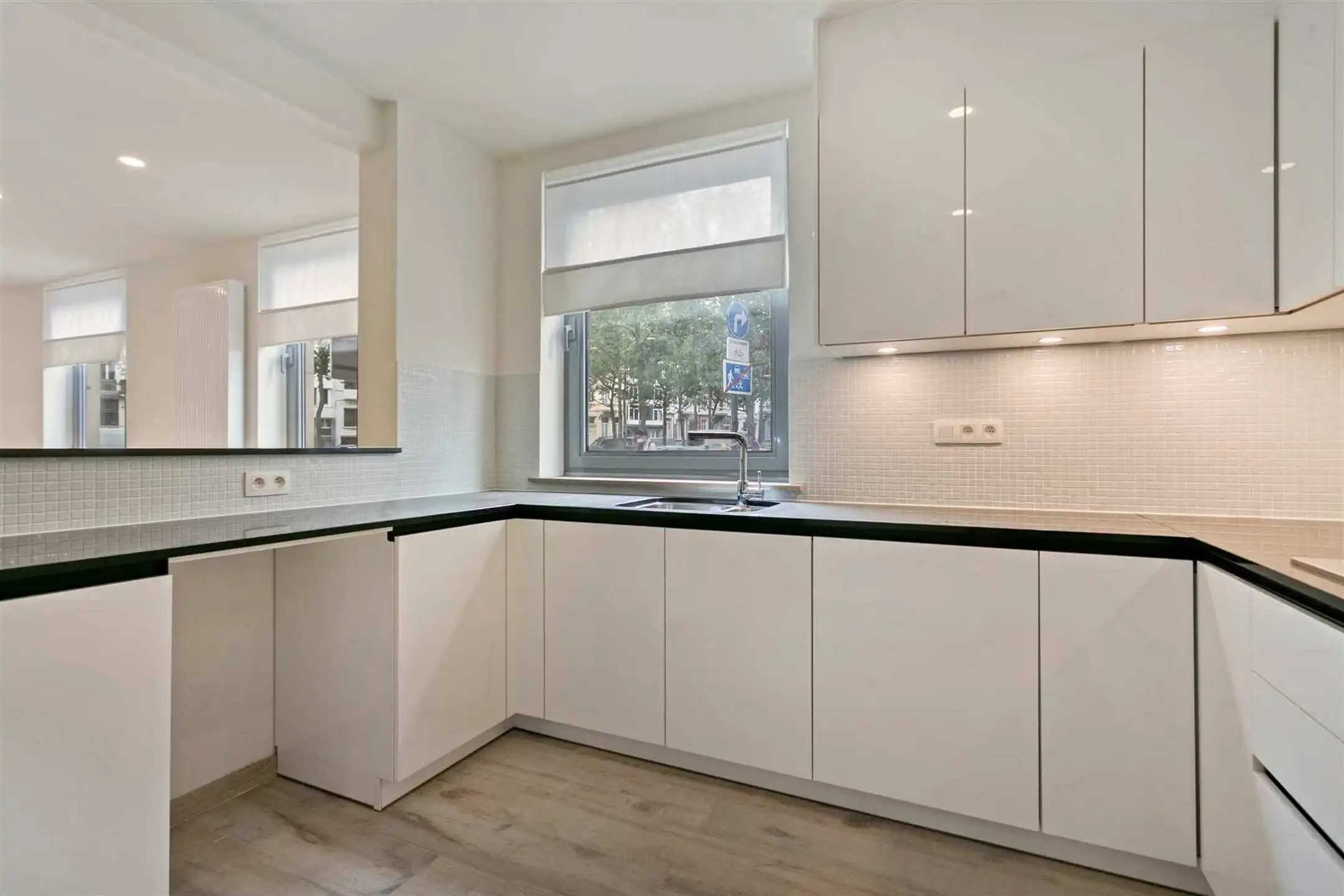 Modern 1 slaapkamer appartement gelegen op de Leien. foto 5