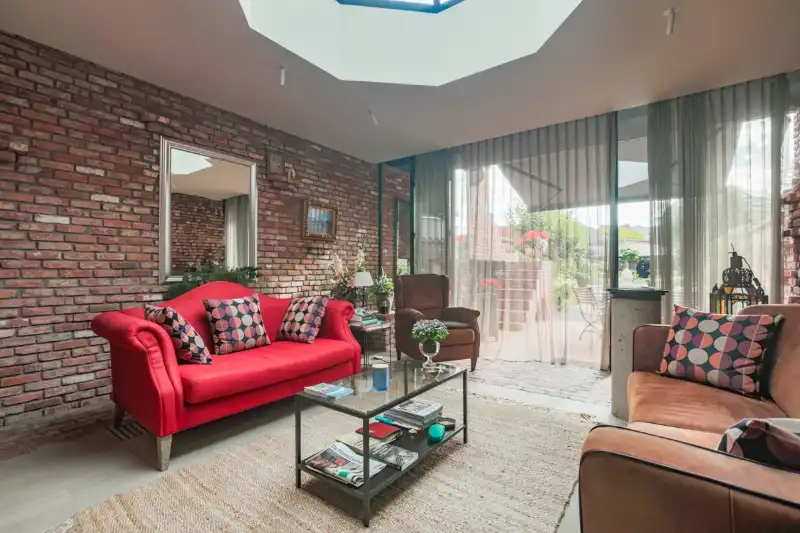 Unieke, instapklare  burgerwoning met 3 slaapkamers, aparte duplex- studio (co- housing, student...), Italiaanse tuin...(Energielabel B,  zonnepanelen...) foto 9