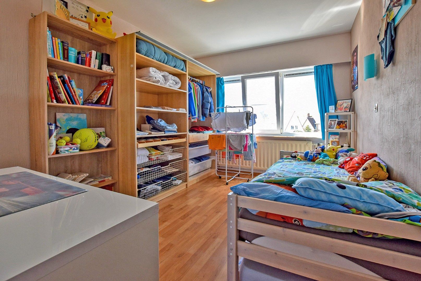 Ruime koppelvilla met 4 slaapkamers en dubbele garage te koksijde-Bad op amper 700m van het strand.  foto 10