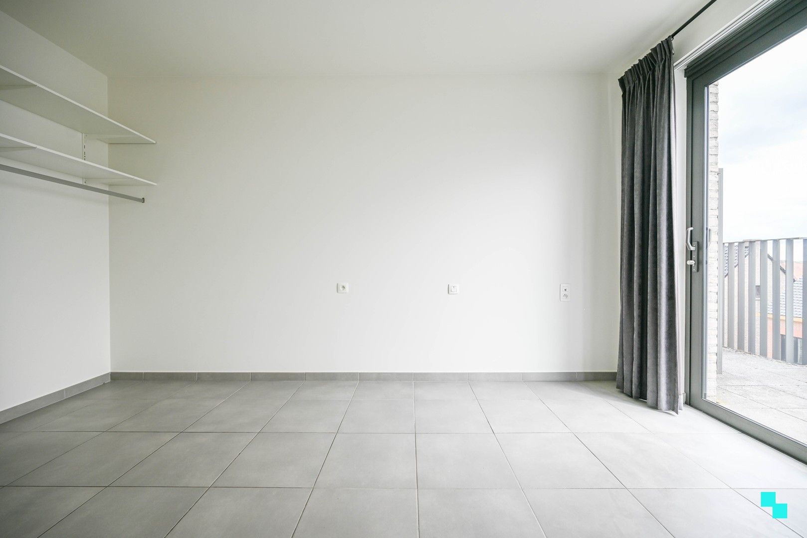 Charmant tweeslaapkamerappartement nabij centrum foto 9
