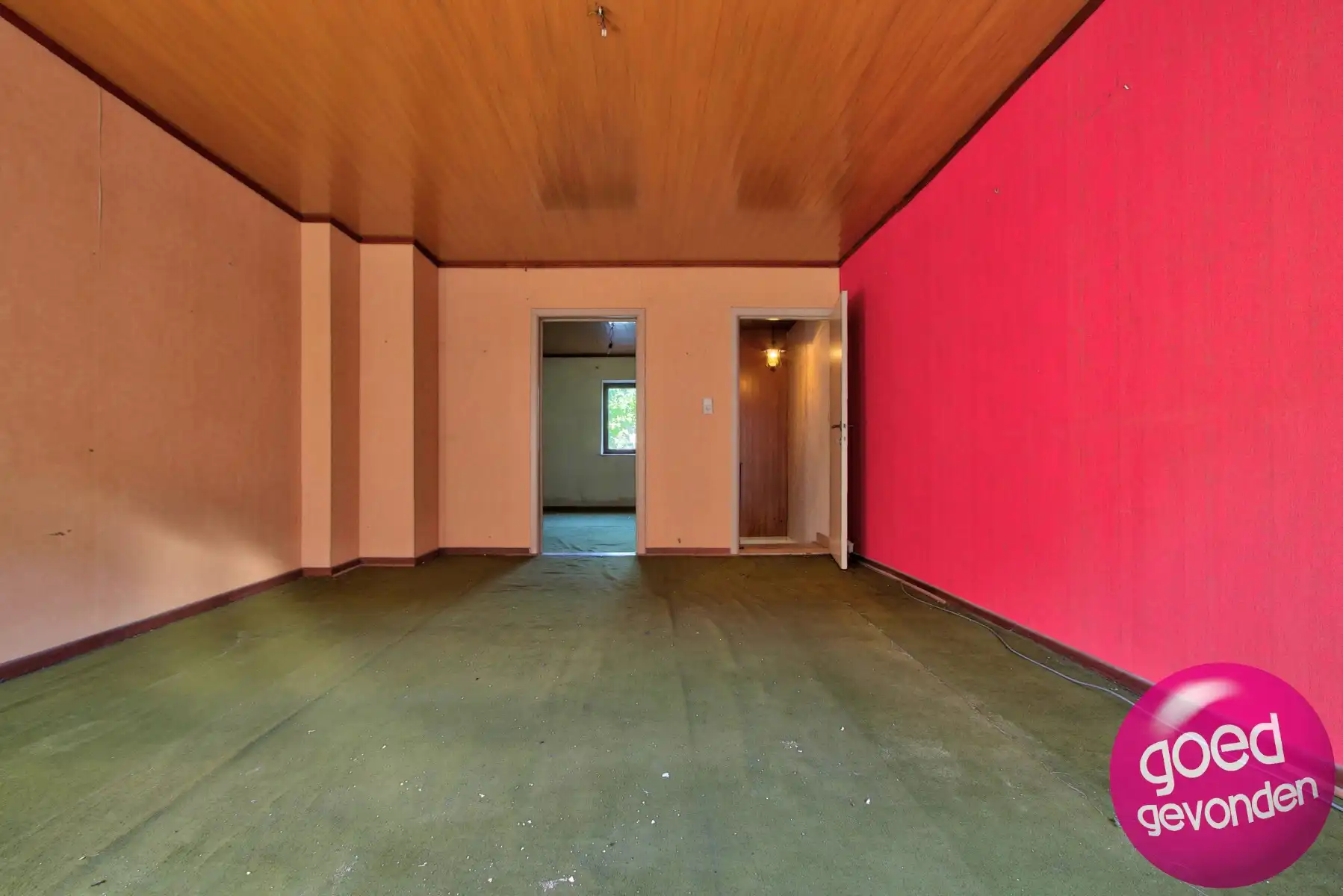 RIJHUIS - 2 SLK - KOER - STADSTUIN - CENTRUM - TE RENOV.  foto 16