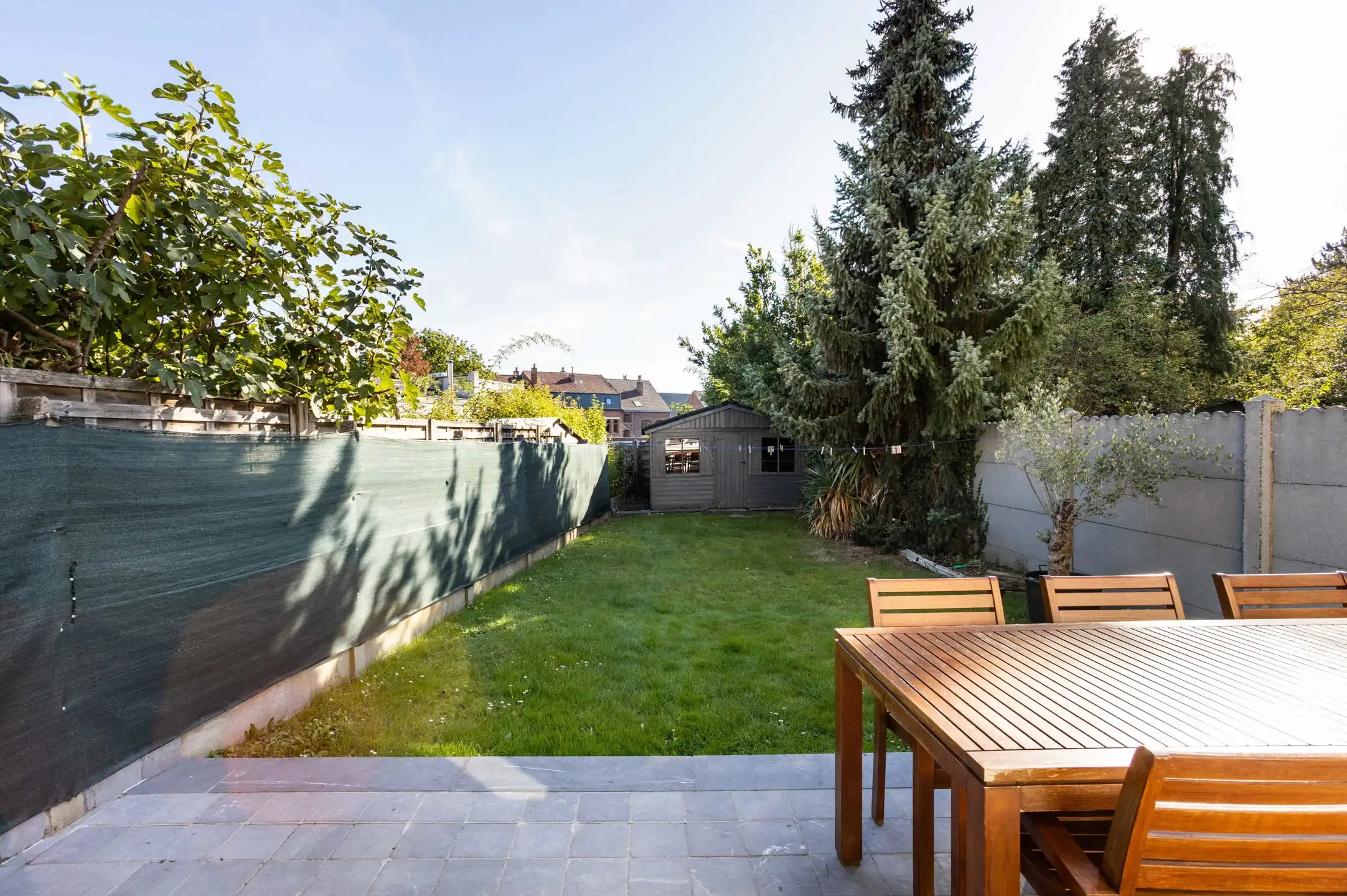 Solide burgerwoning met garage en tuin op gunstige ligging foto 10