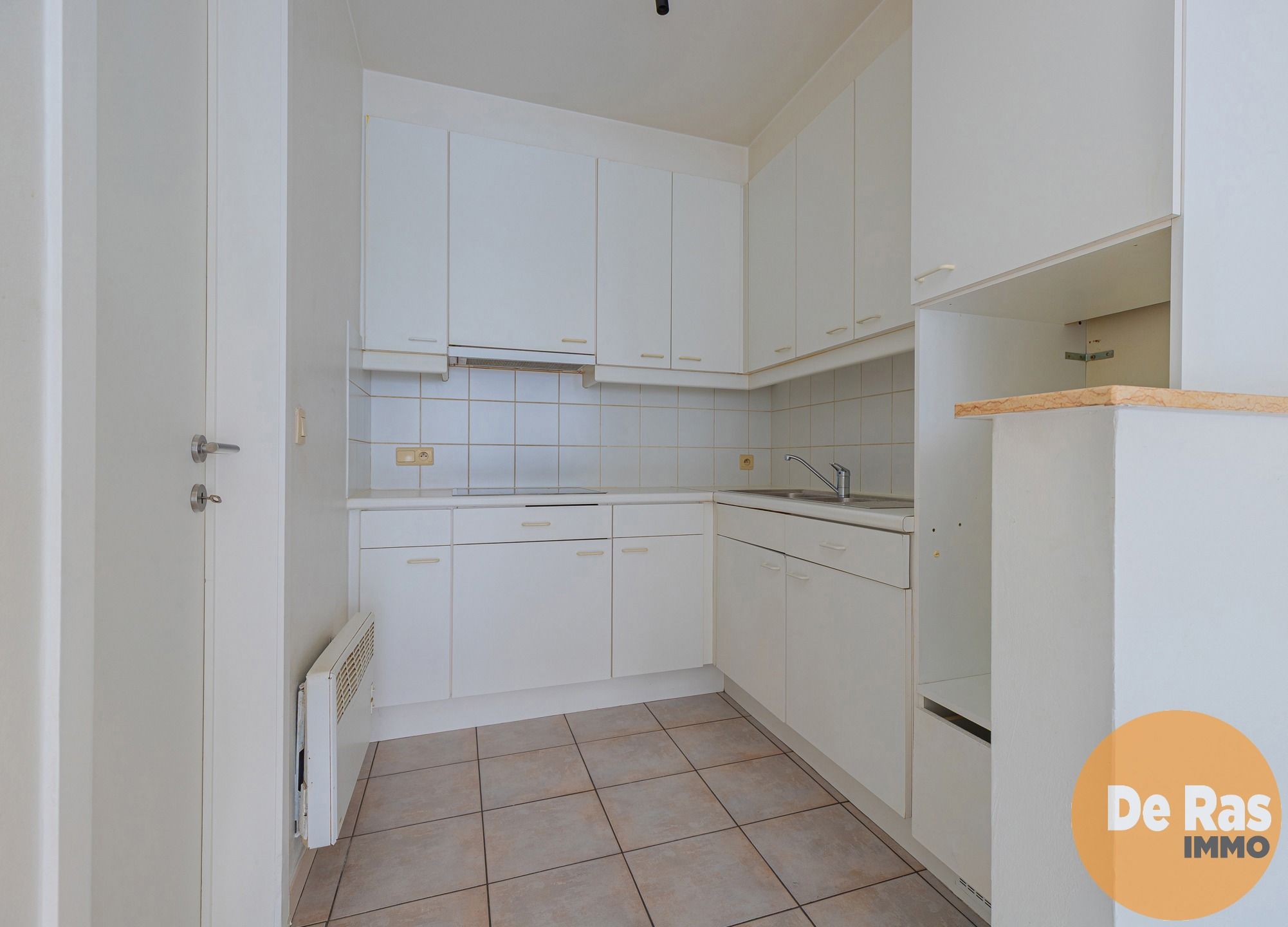 HERZELE - INSTAPKLAAR APPARTEMENT MET 2 KAMERS  foto 6