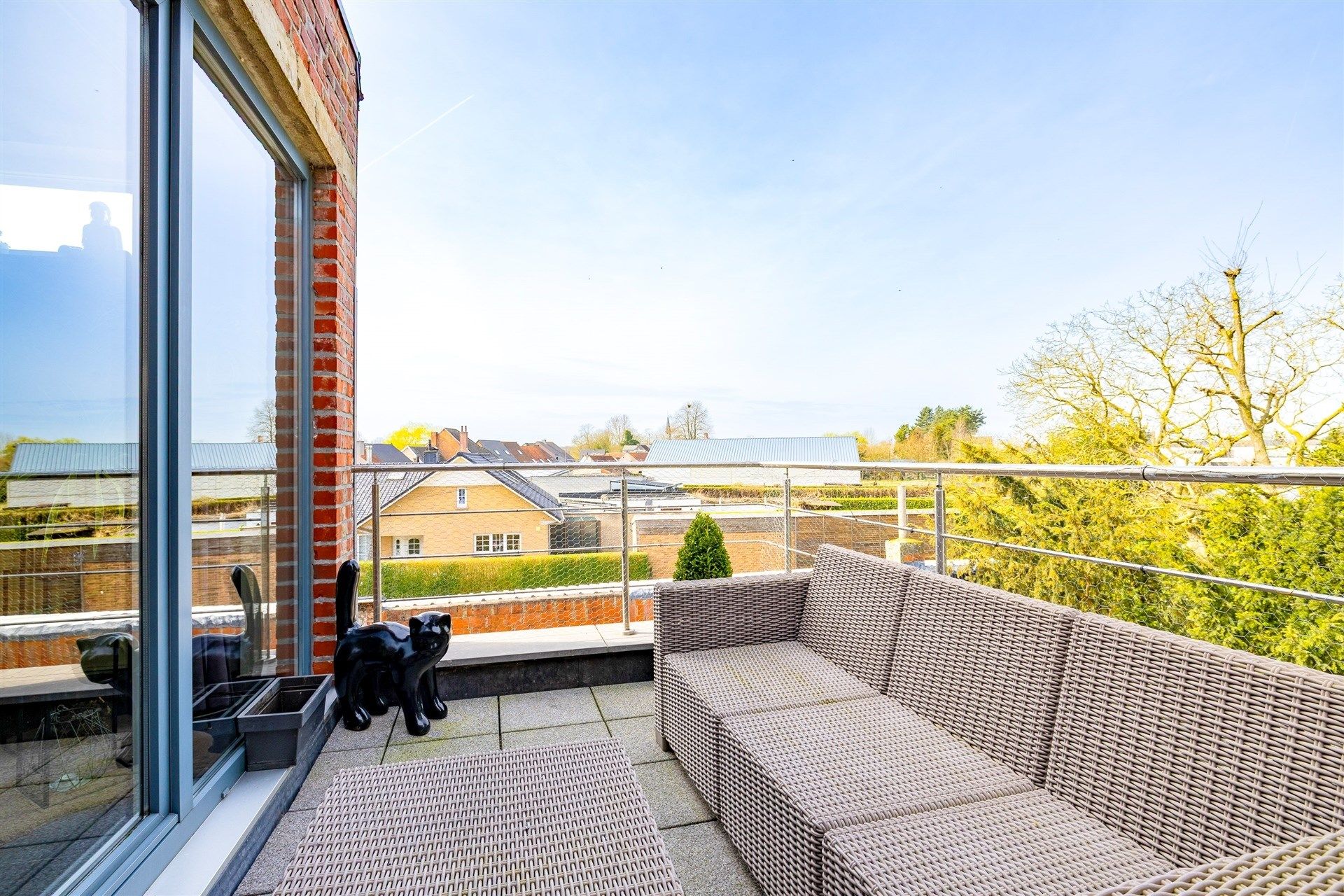 Ruim 2 slp app met terras en garage op topligging in Ten-Ede foto 15