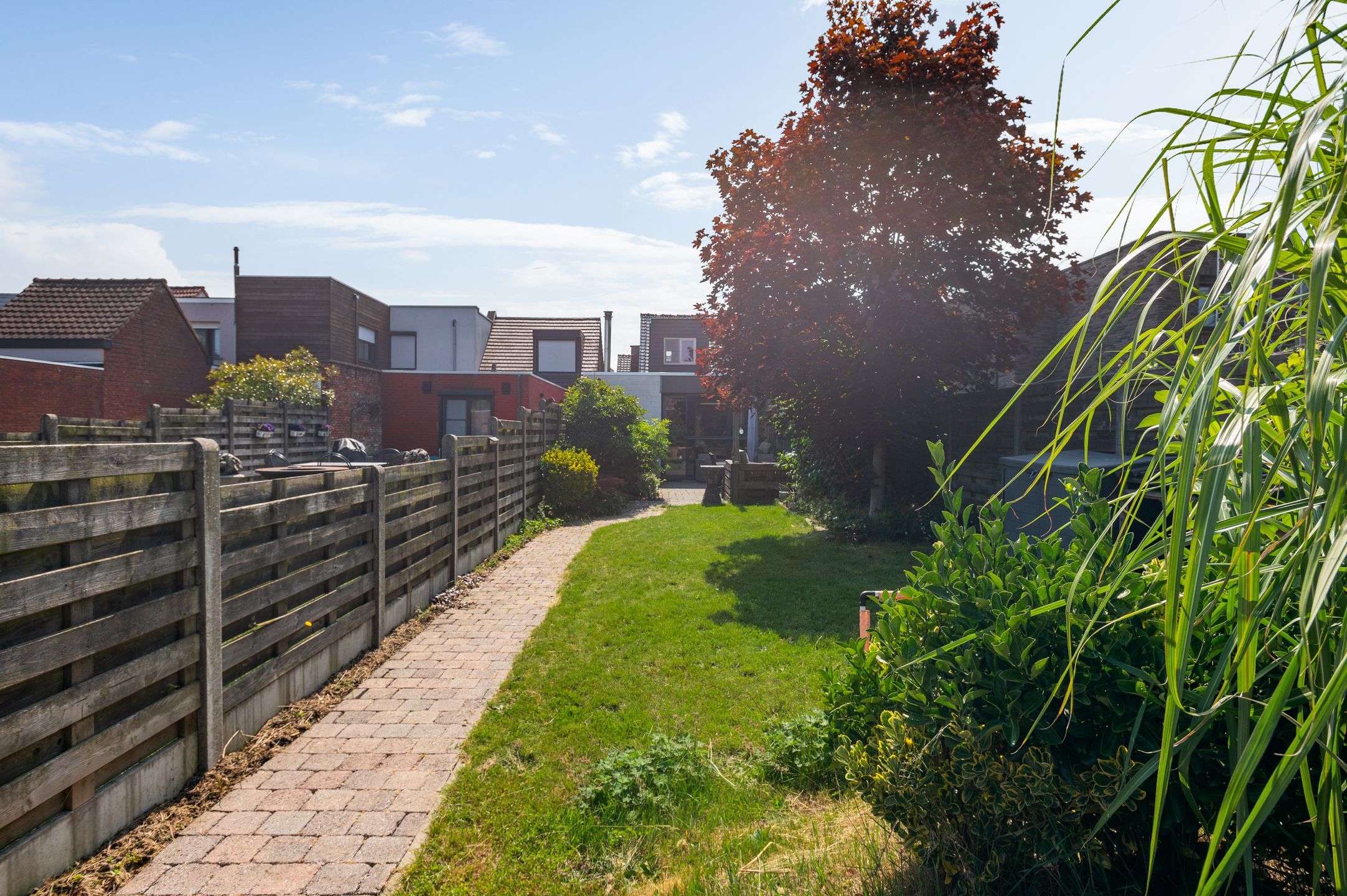 Hoofdfoto van de publicatie: Instapklare woning met leuke tuin en grote garage nabij centrum Kapellen!